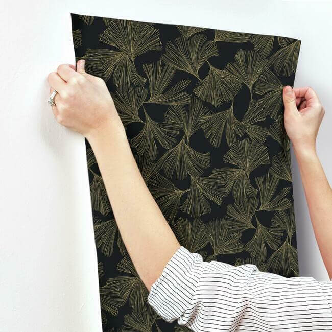 gingko-toss-black-wallpaper-york-wallcoverings-dd3742 - York Wallcoverings Wallpaper