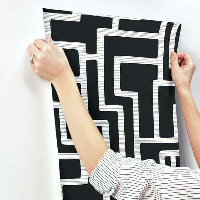 graphic-polyomino-black-white-wallpaper-york-wallcoverings-bw3831 - York Wallcoverings Wallpaper