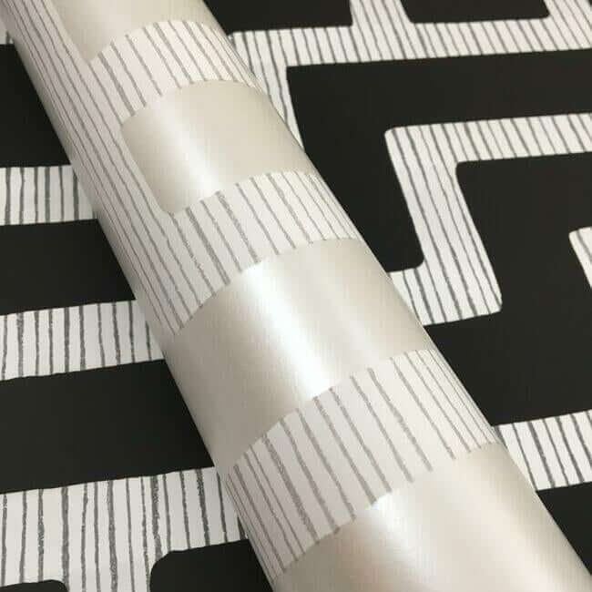 graphic-polyomino-black-white-wallpaper-york-wallcoverings-bw3831 - York Wallcoverings Wallpaper