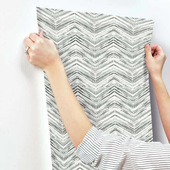petite-watercolor-chevron-black-white-wallpaper-york-wallcoverings-bw3911 - York Wallcoverings Wallpaper