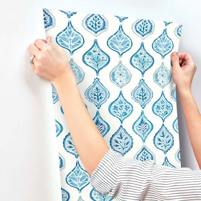 marketplace-motif-white-blue-wallpaper-york-wallcoverings-mn1850 - York Wallpaper Wallpaper