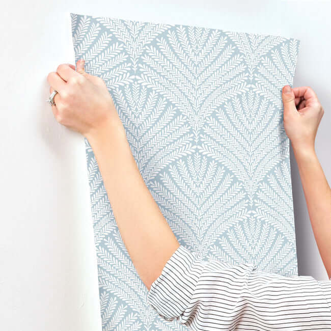 beachcomber-blue-white-wallpaper-york-wallcoverings-mn1870 - York Wallcoverings Wallpaper