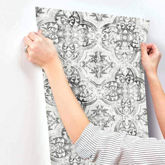 quartet-white-black-wallpaper-york-wallcoverings-mn1890 - York Wallcoverings Wallpaper