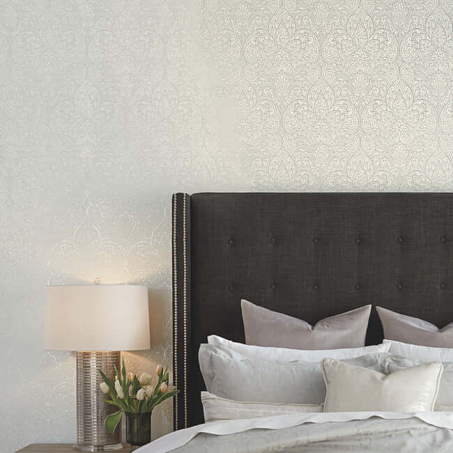 paradise-bright-white-silver-wallpaper-york-wallcoverings-dt5011 - York Wallcoverings Wallpaper