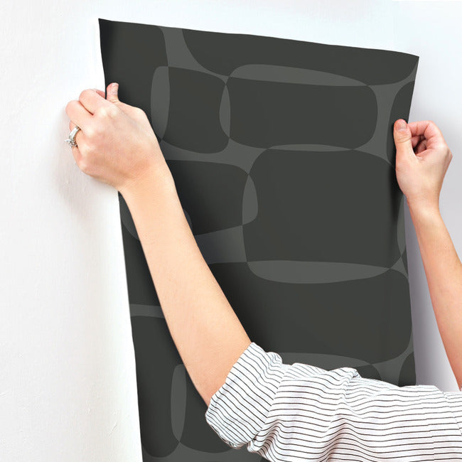 nikki-chu-block-wallpaper-black-metallic-york-wallcoverings-ag2073