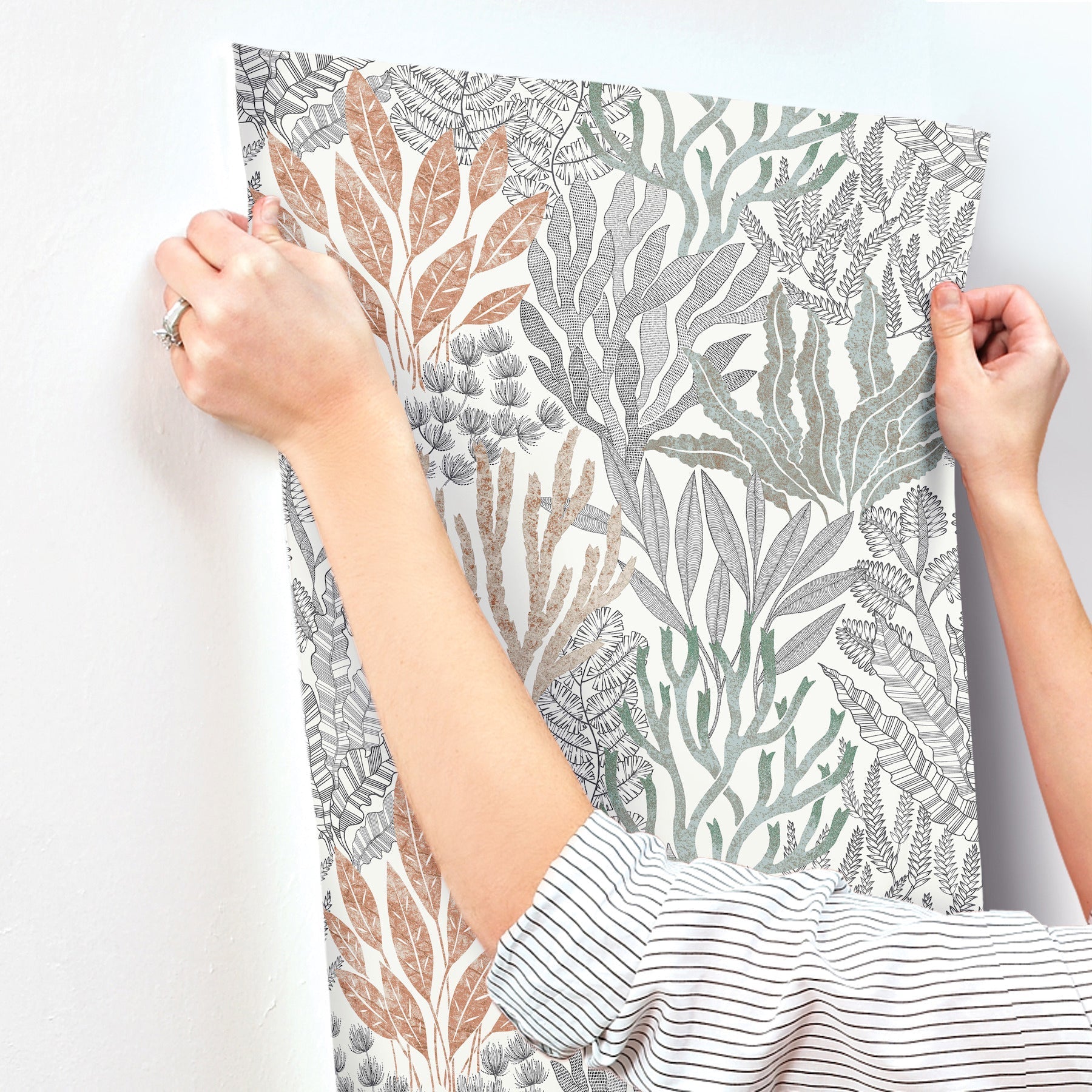 coral-leaves-wallpaper-coral-black-york-wallcoverings-rt7801 - York Wallcoverings Wallpaper