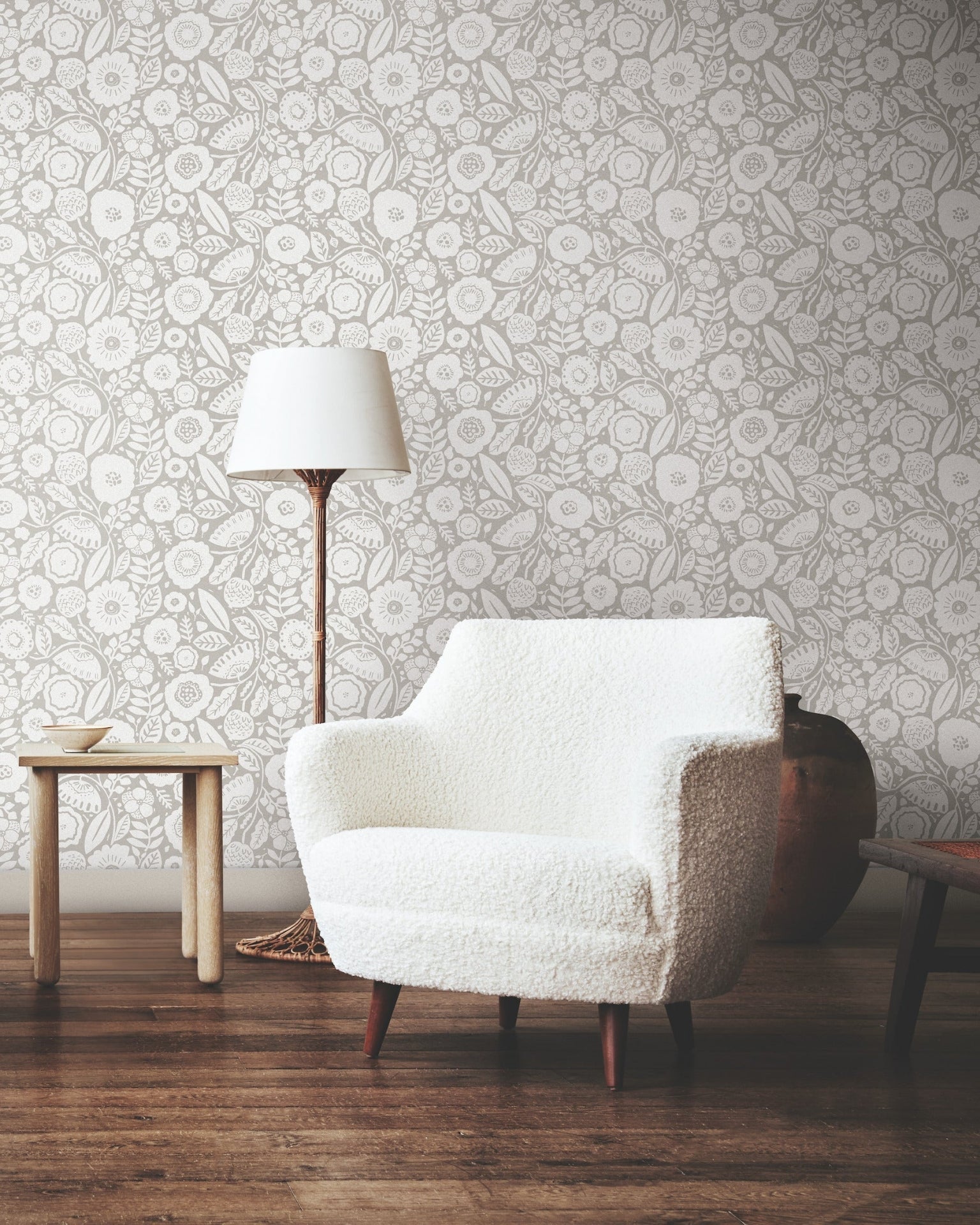 camille-blossom-wallpaper-grey-york-wallcoverings-lm5393