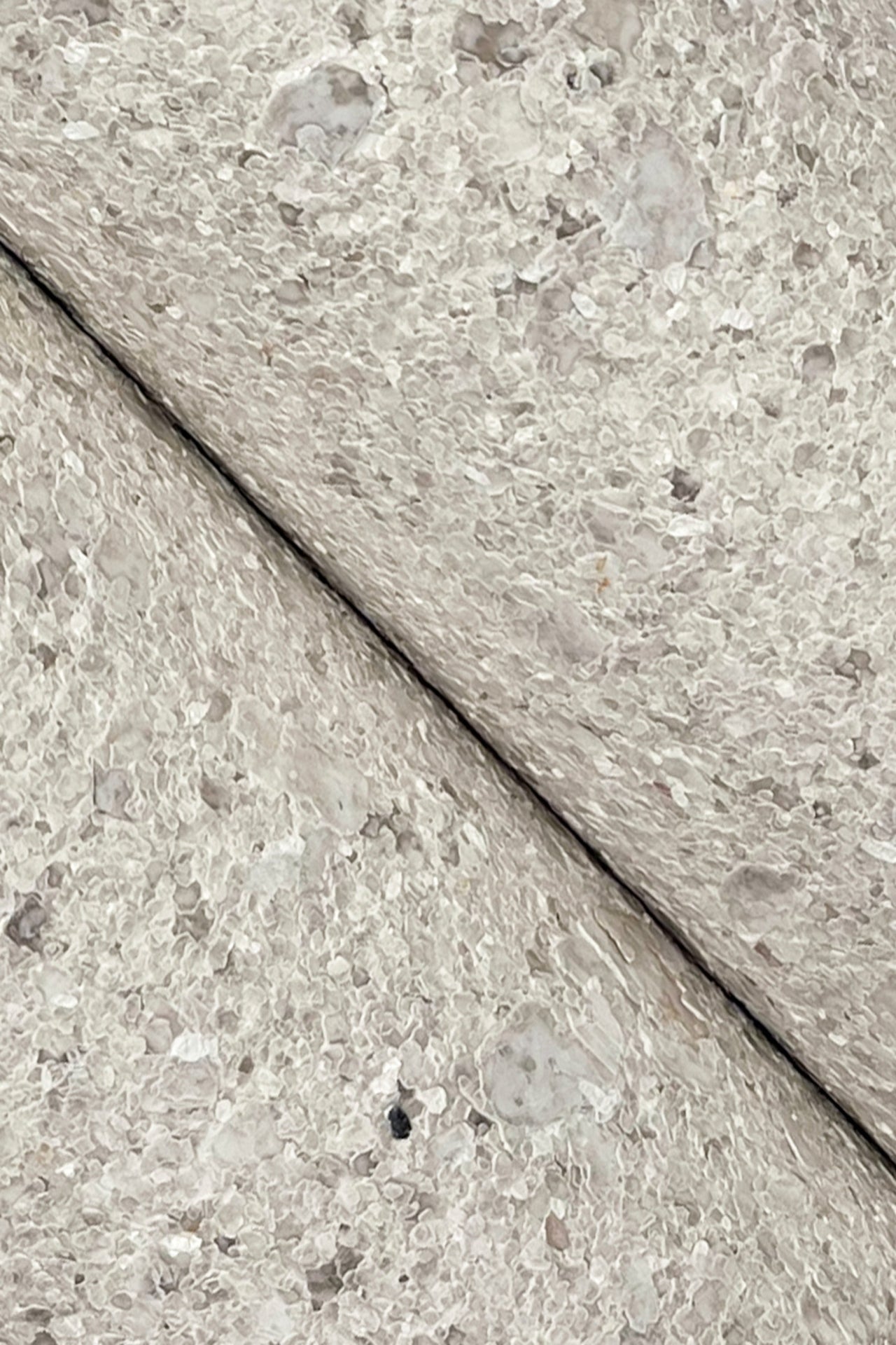 brilliant-mica-wallpaper-clear-quartz-york-wallcoverings-gv0213