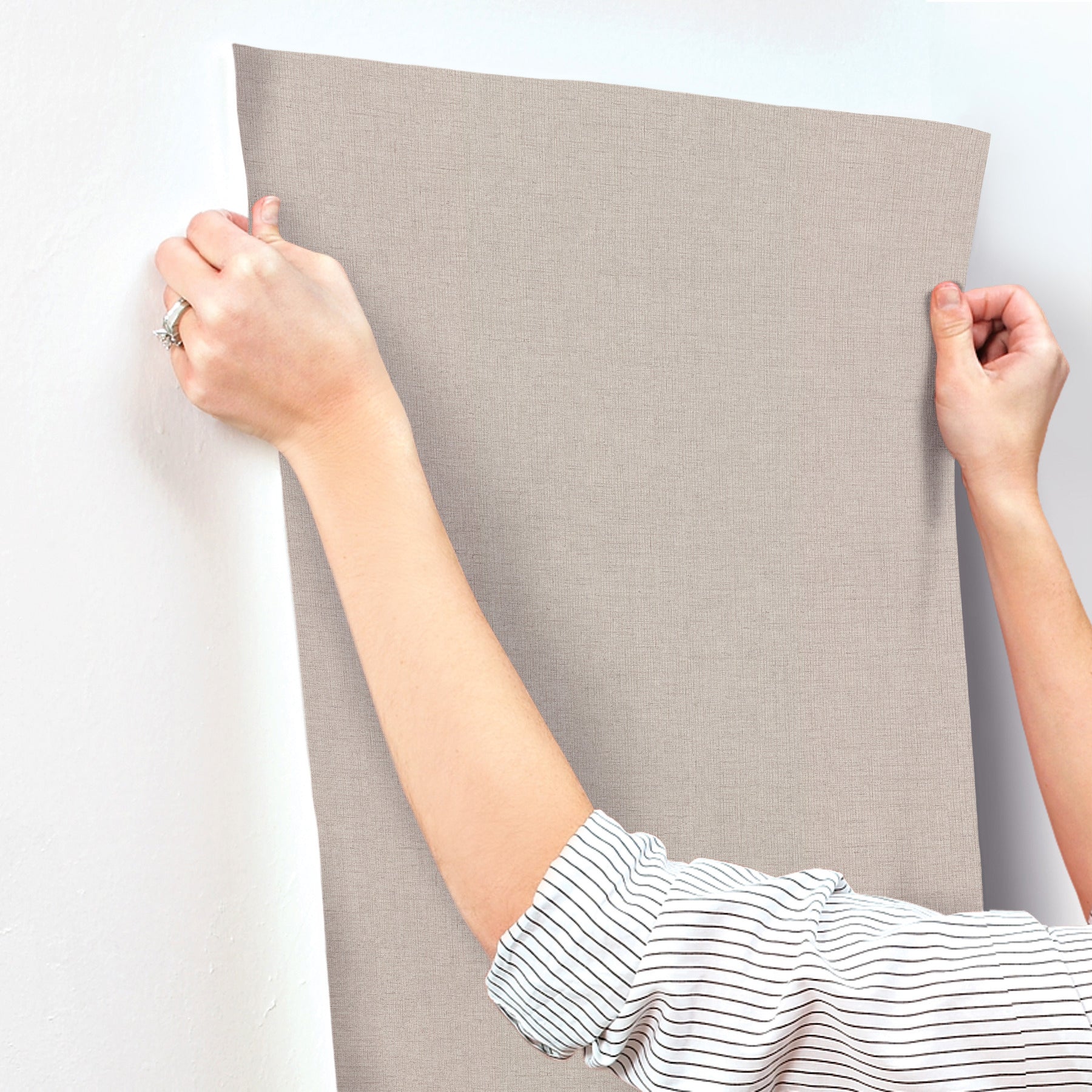 hardy-linen-high-performance-vinyl-wallpaper-studio-clay-york-wallcoverings-ud2555n