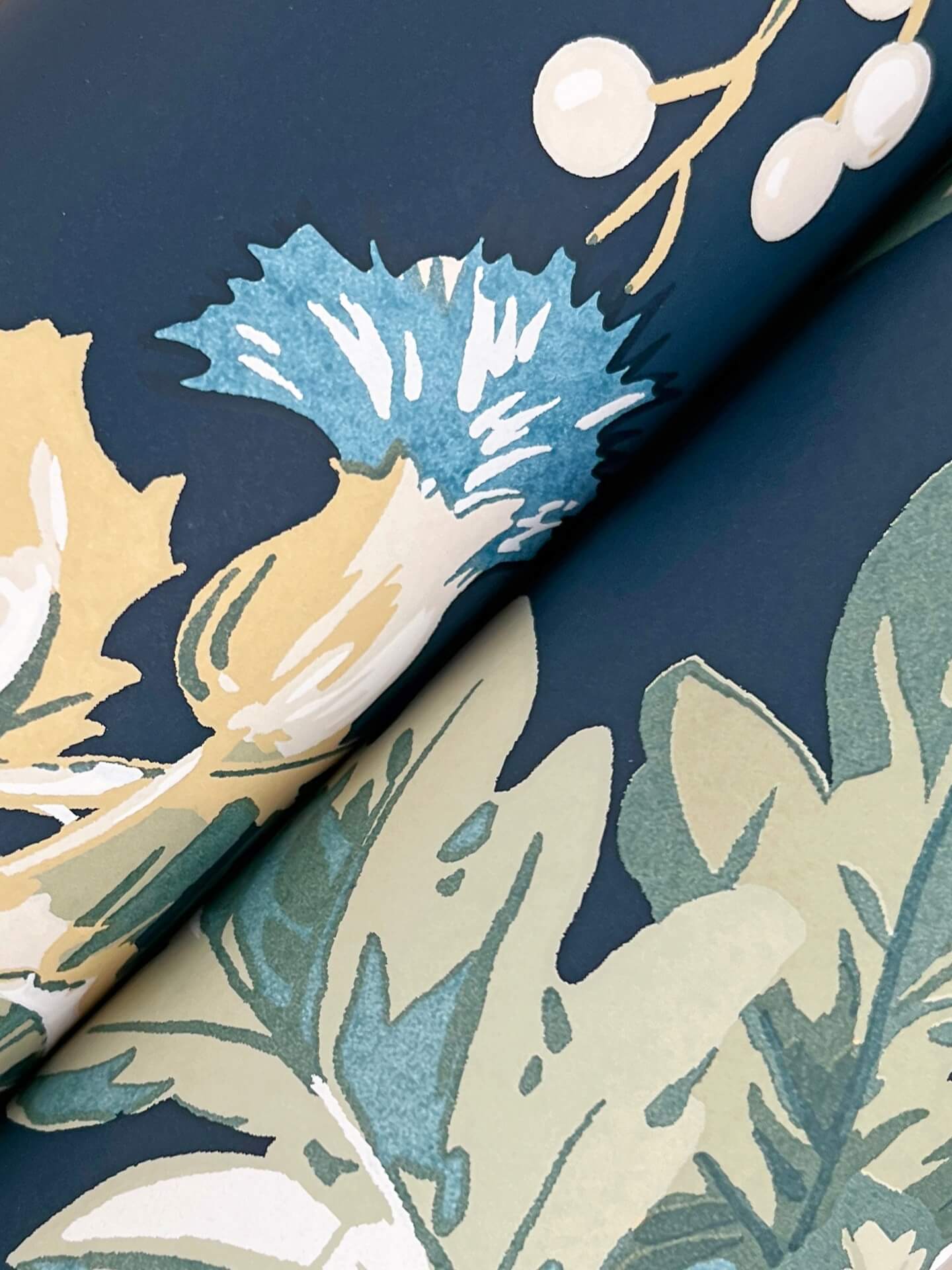 briarwood-navy-wallpaper-york-wallcoverings-gt4523 - York Wallpaper Wallpaper