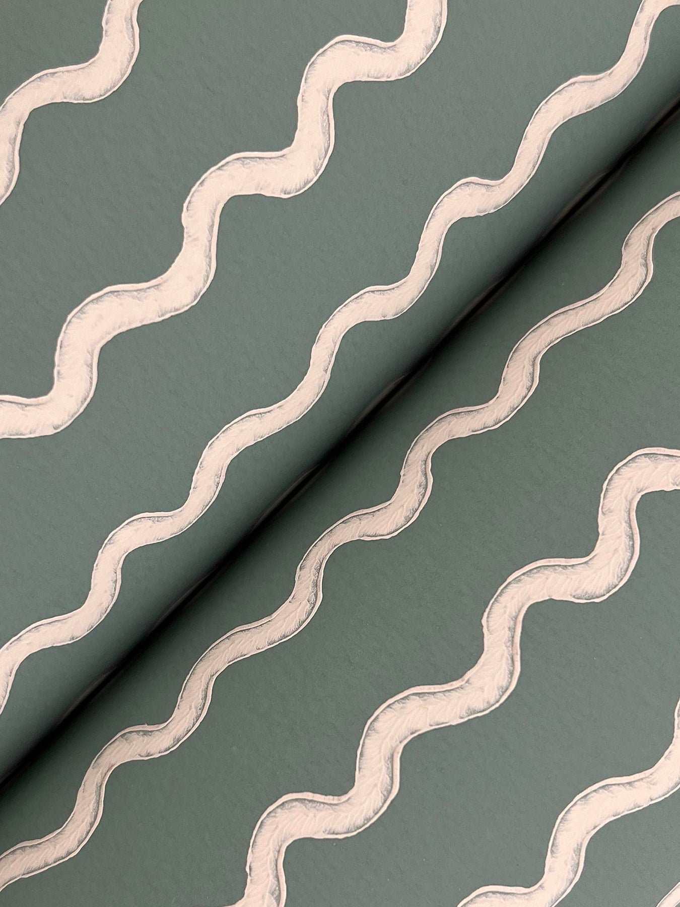 rickrack-wallpaper-moss-york-wallcoverings-rf7553