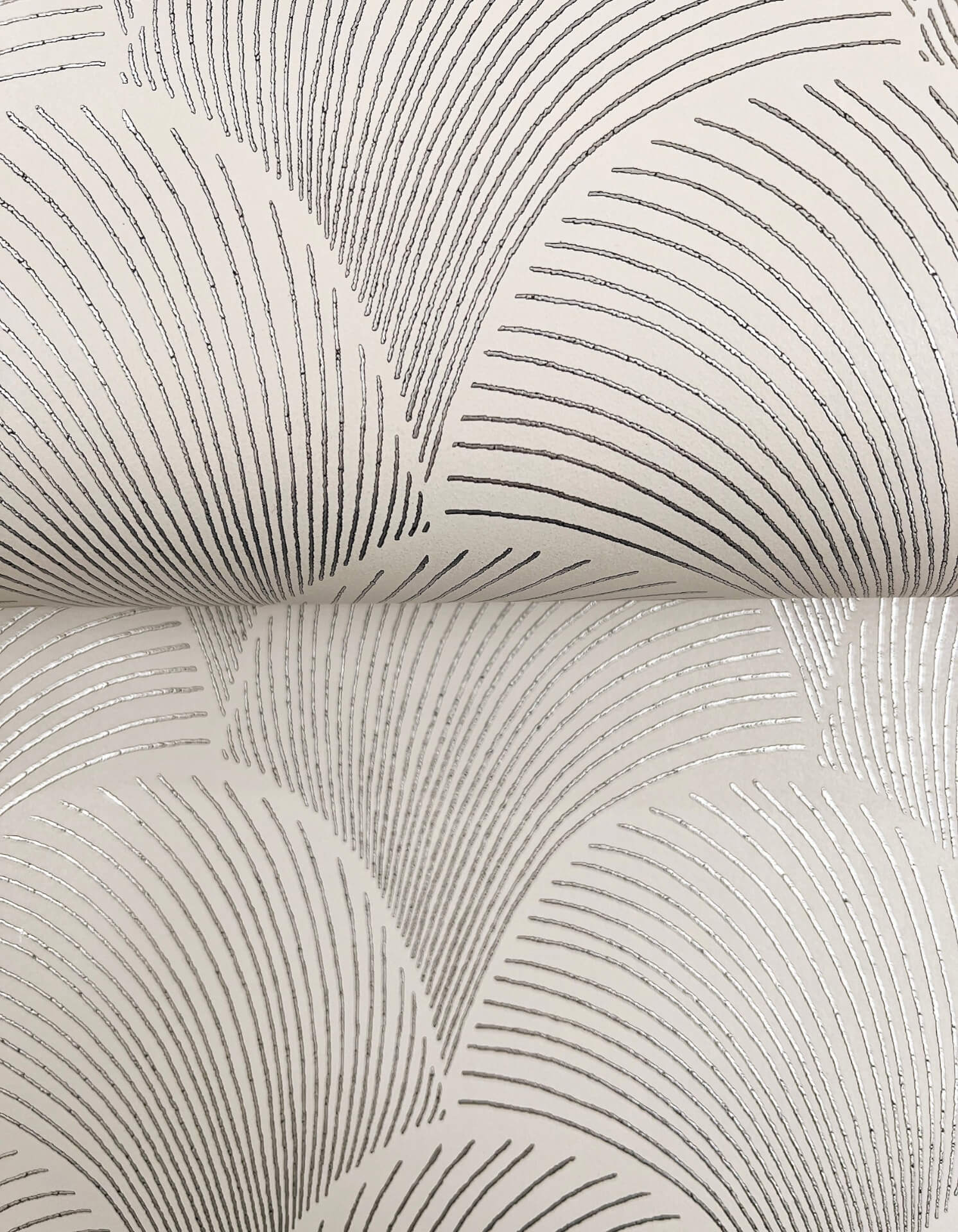 metallic-scallop-wallpaper-cream-york-wallcoverings-nt6104 - York Wallcoverings Wallpaper