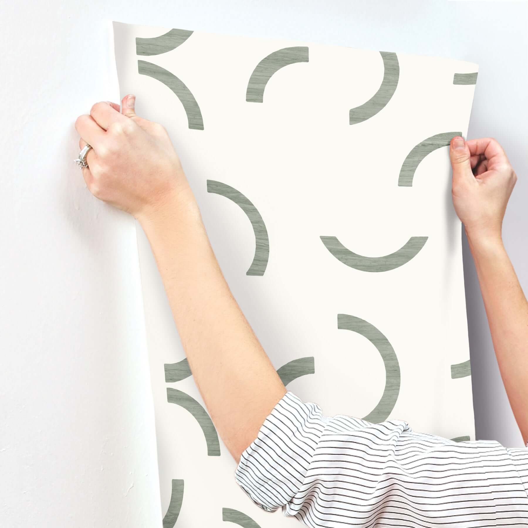 lunula-green-wallpaper-york-wallcoverings-fm1021 - York Wallcoverings Wallpaper