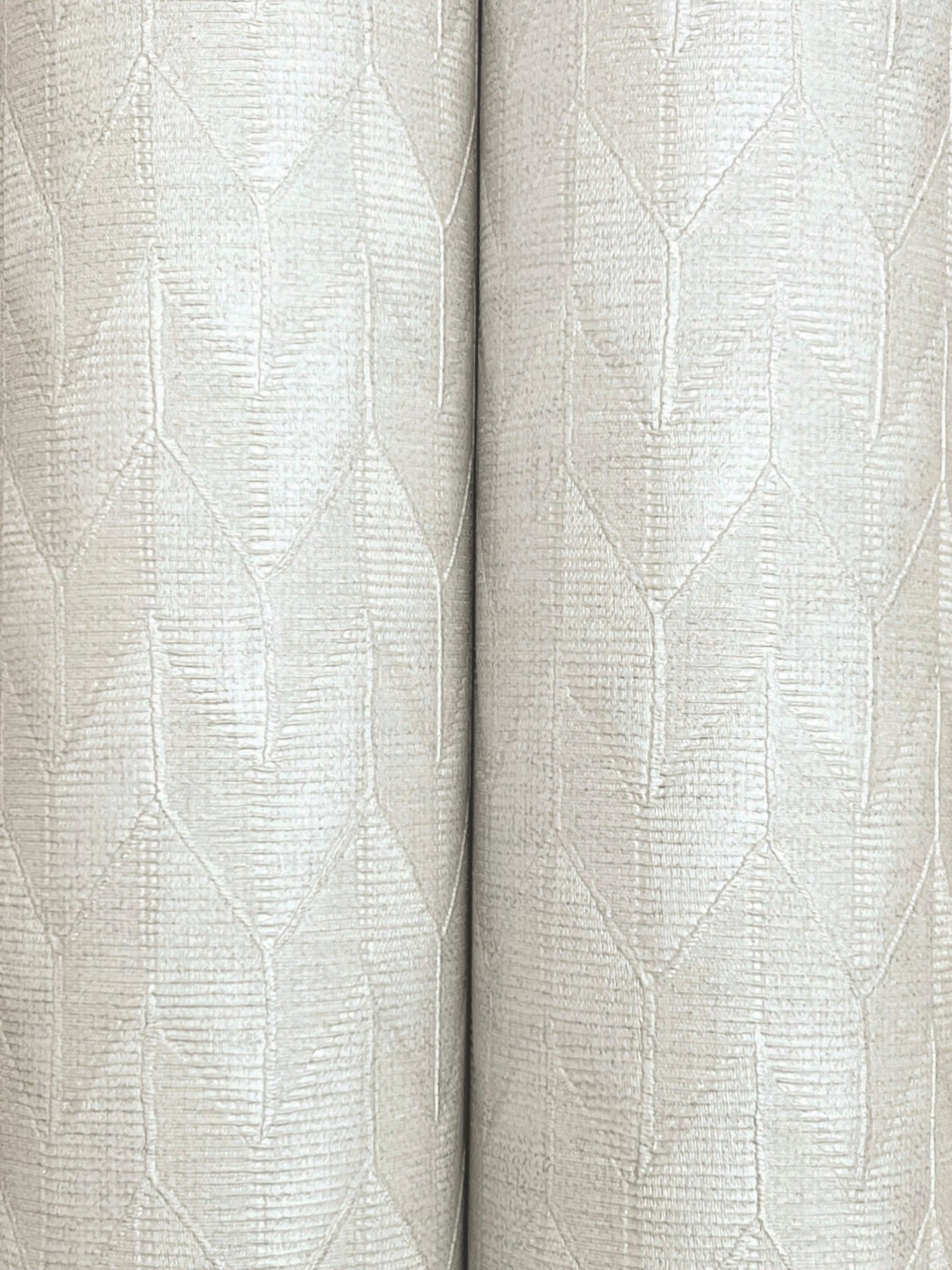 sestriere-wallpaper-silver-york-wallcoverings-mi10553