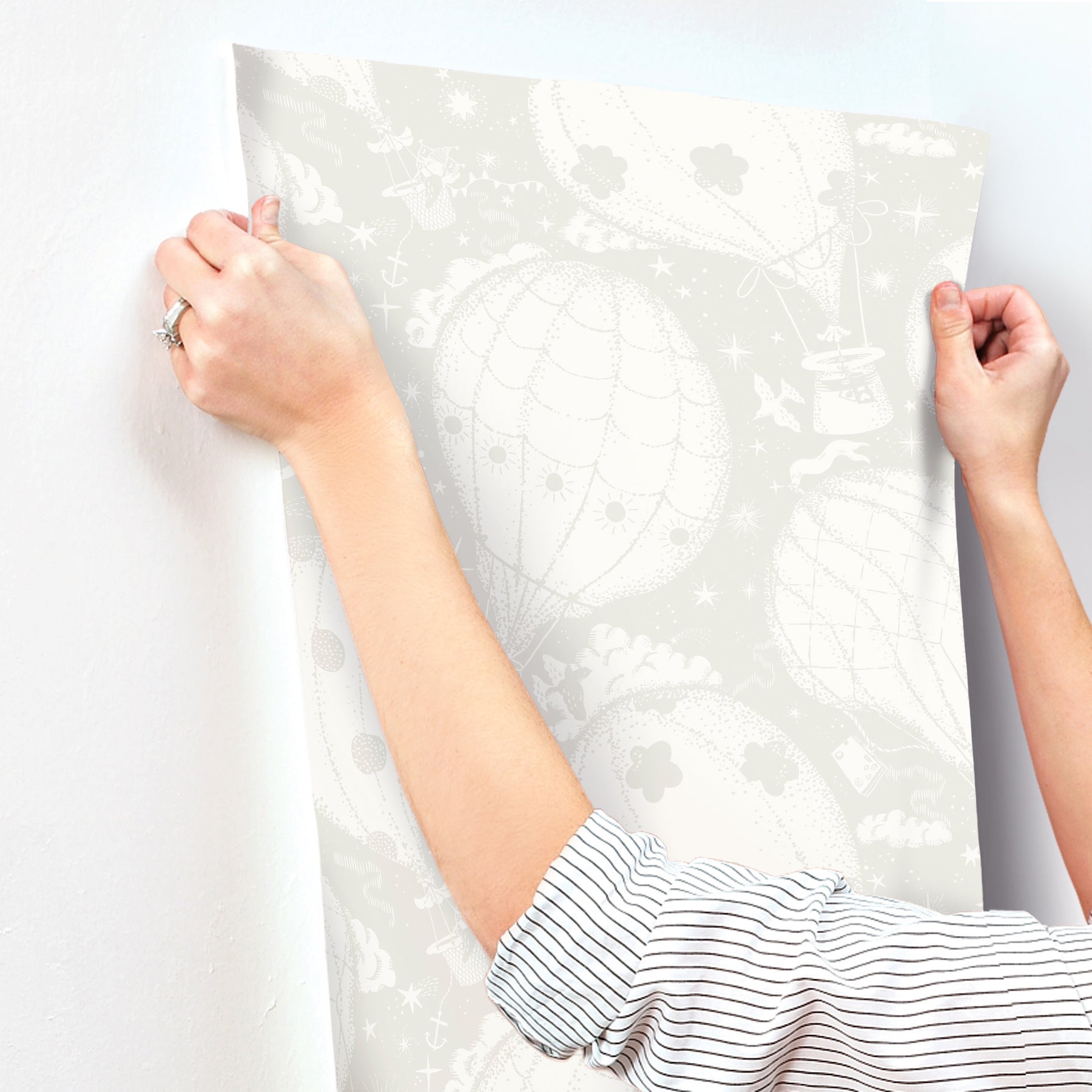ballongerna-wallpaper-grey-york-wallcoverings-mb29001