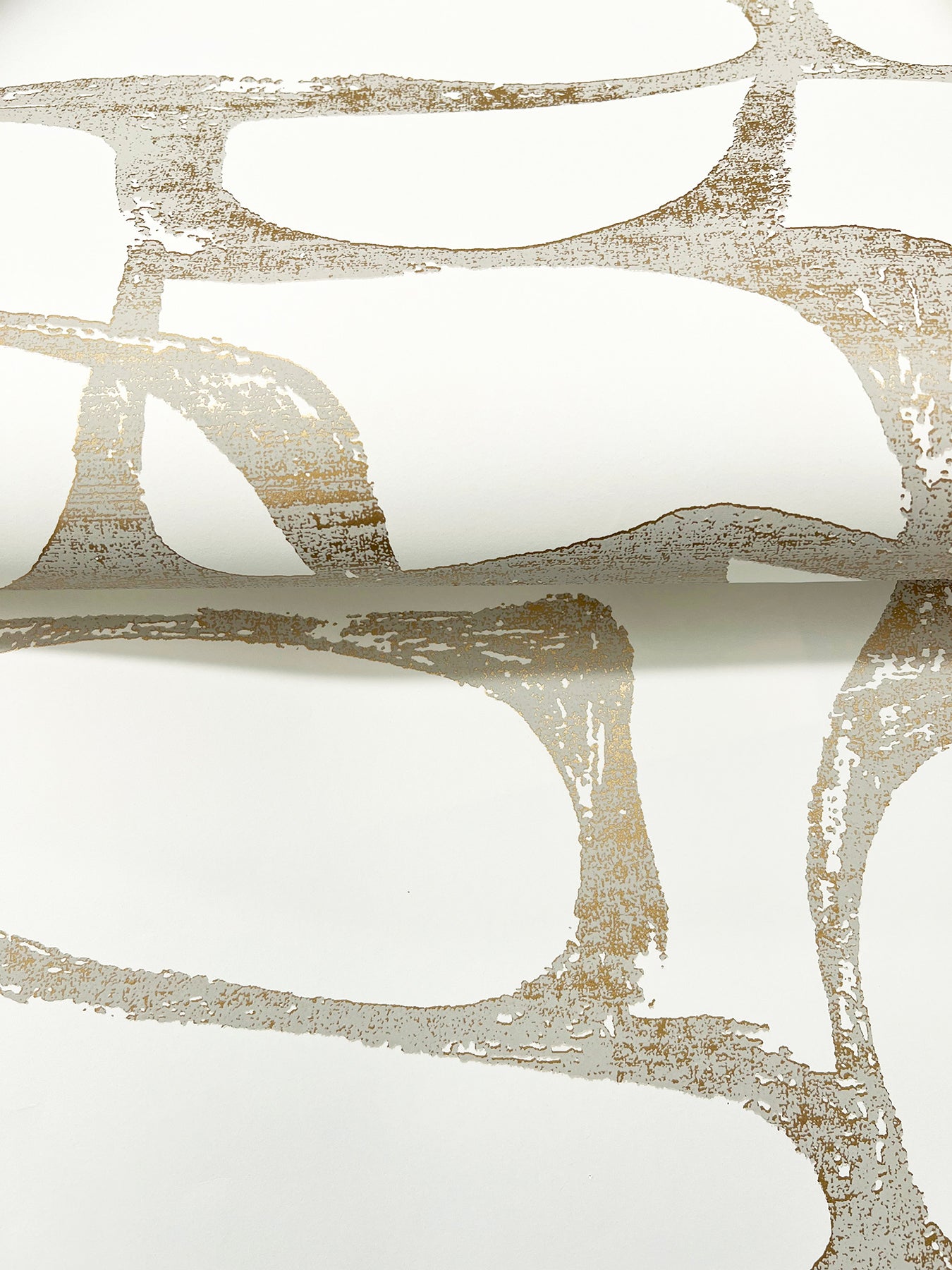 craftsman-geometric-wallpaper-white-gold-york-wallcoverings-df3351