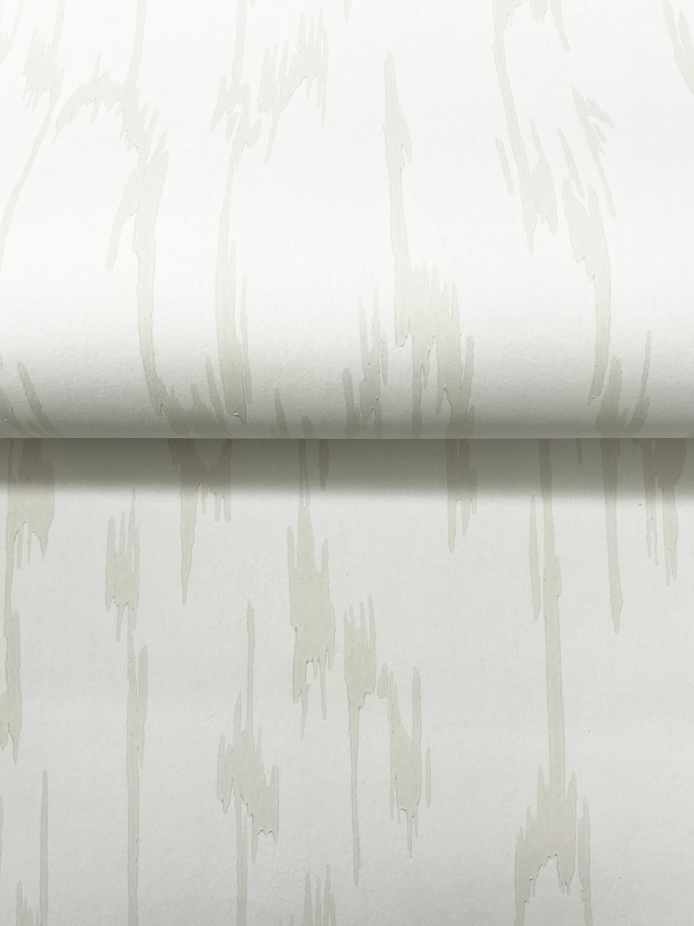 flowing-white-wallpaper-york-wallcoverings-df3365 - York Wallpaper Wallpaper