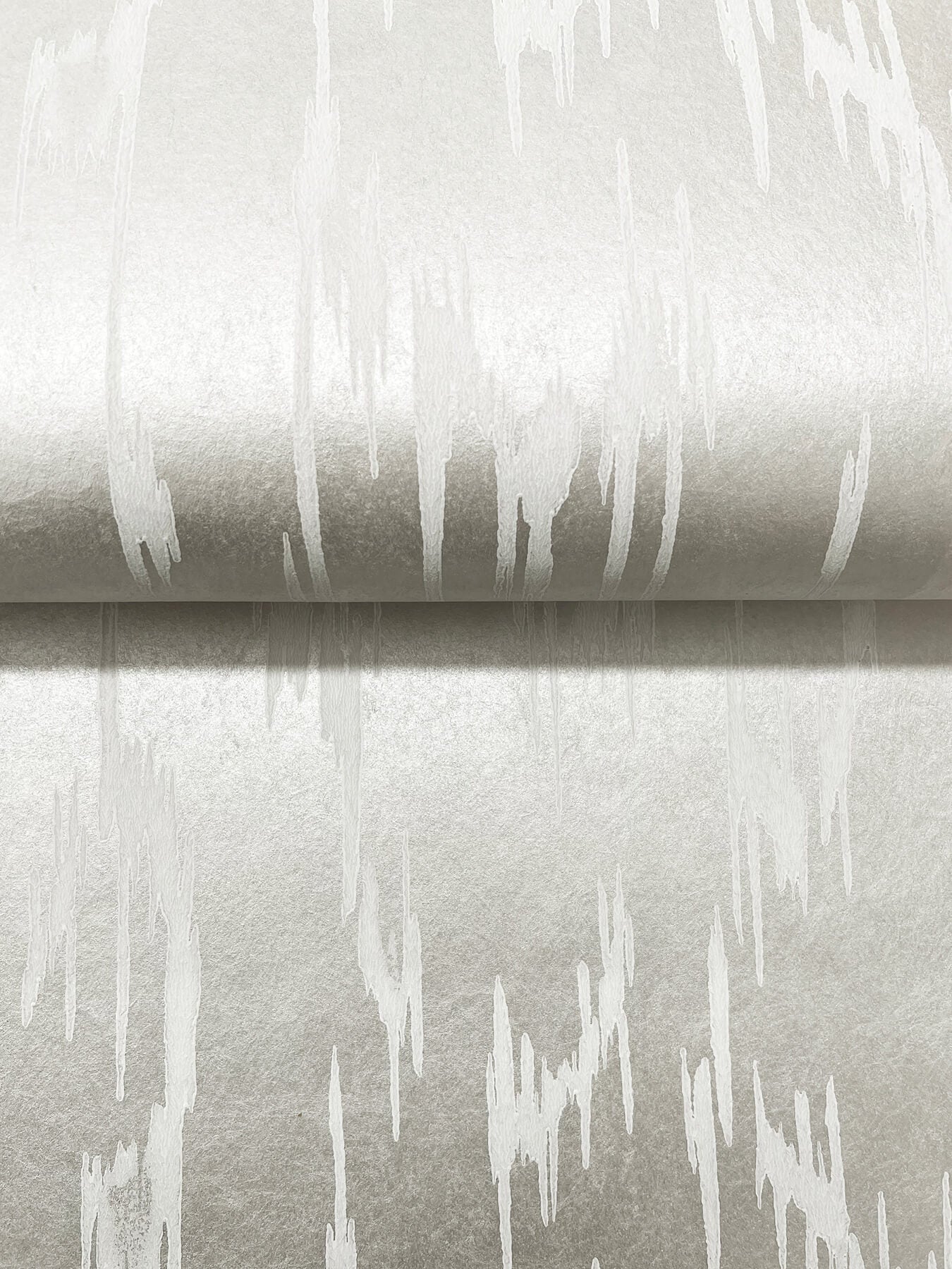 flowing-pearl-wallpaper-york-wallcoverings-df3366 - York Wallcoverings Wallpaper