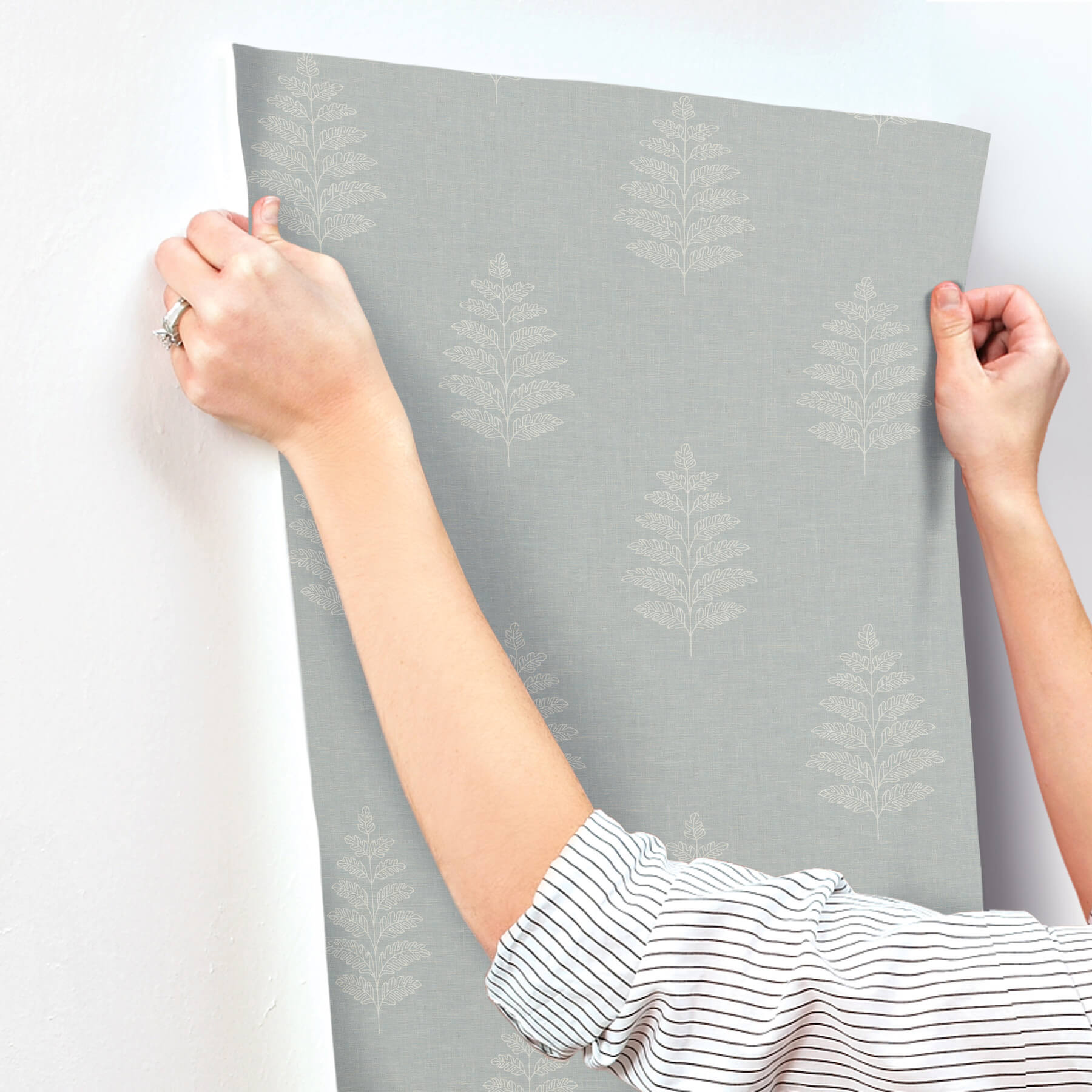 frond-light-blue-leaf-wallpaper-york-wallcoverings-4169-83130 - York Wallcoverings Wallpaper