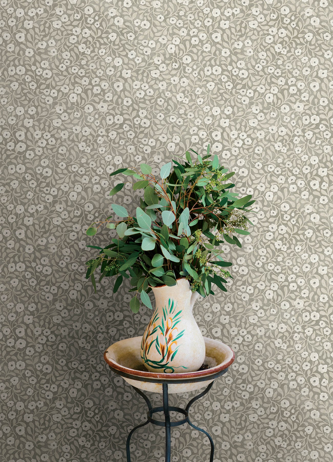 poppy-trail-grey-floral-wallpaper-york-wallcoverings-4169-83131