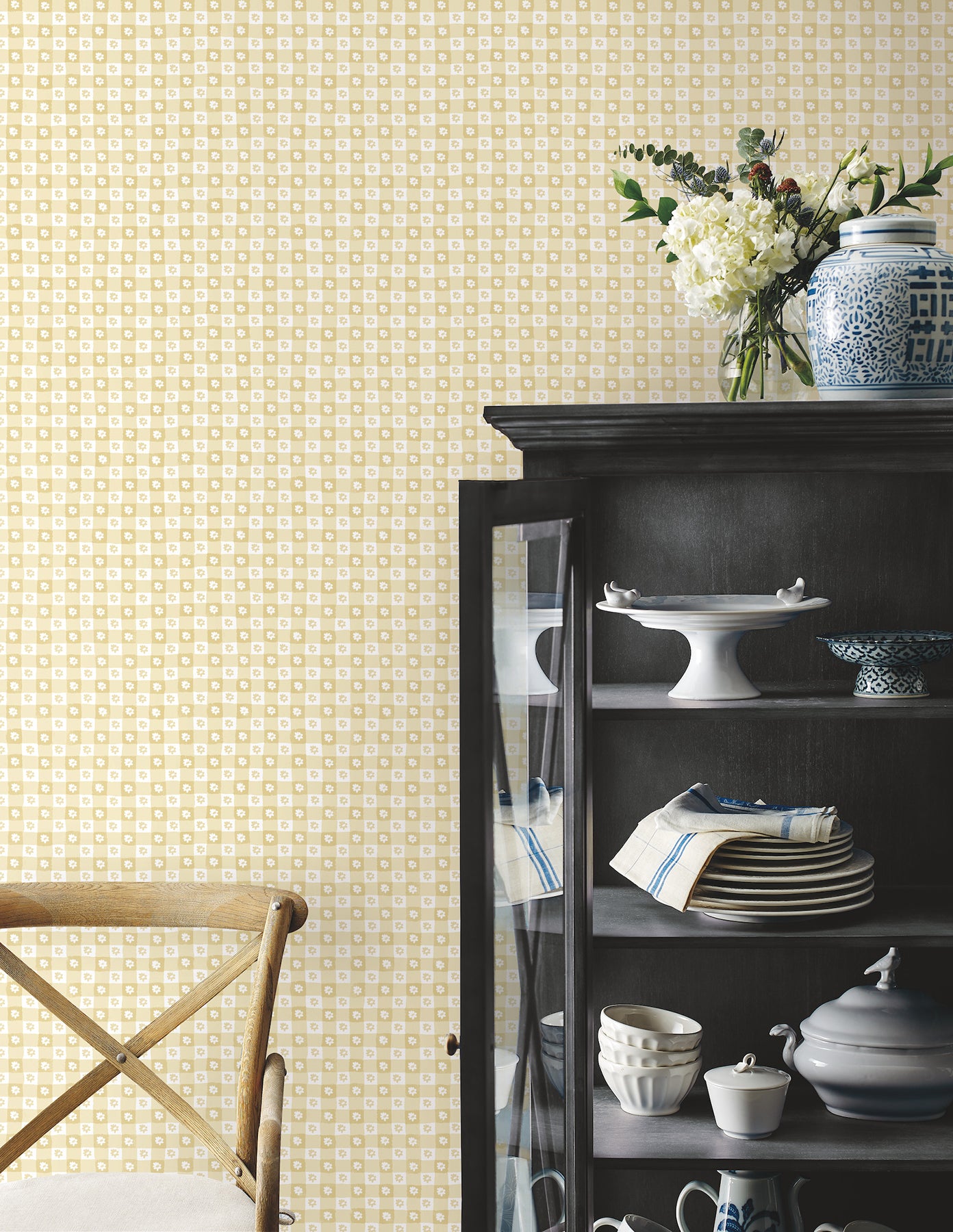 daisy-gingham-gold-floral-check-premium-peel-stick-wallpaper-york-wallcoverings-psw1692rl