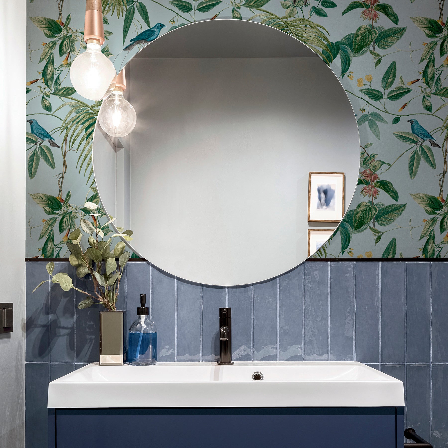 nanette-light-blue-tropical-garden-wallpaper-york-wallcoverings-ah921609 - York Wallcoverings Wallpaper