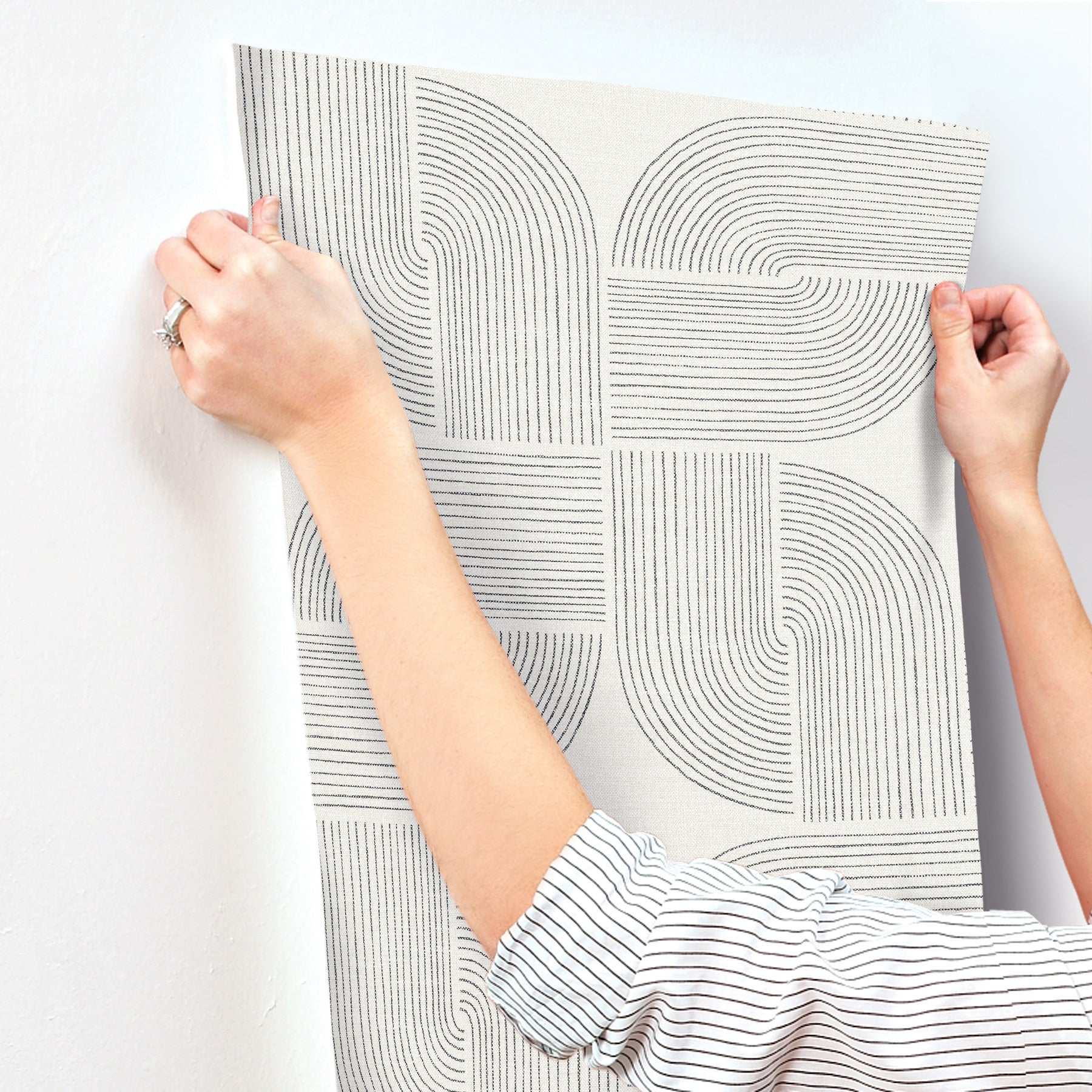 savoye-black-spiral-arches-wallpaper-york-wallcoverings-4177-27725