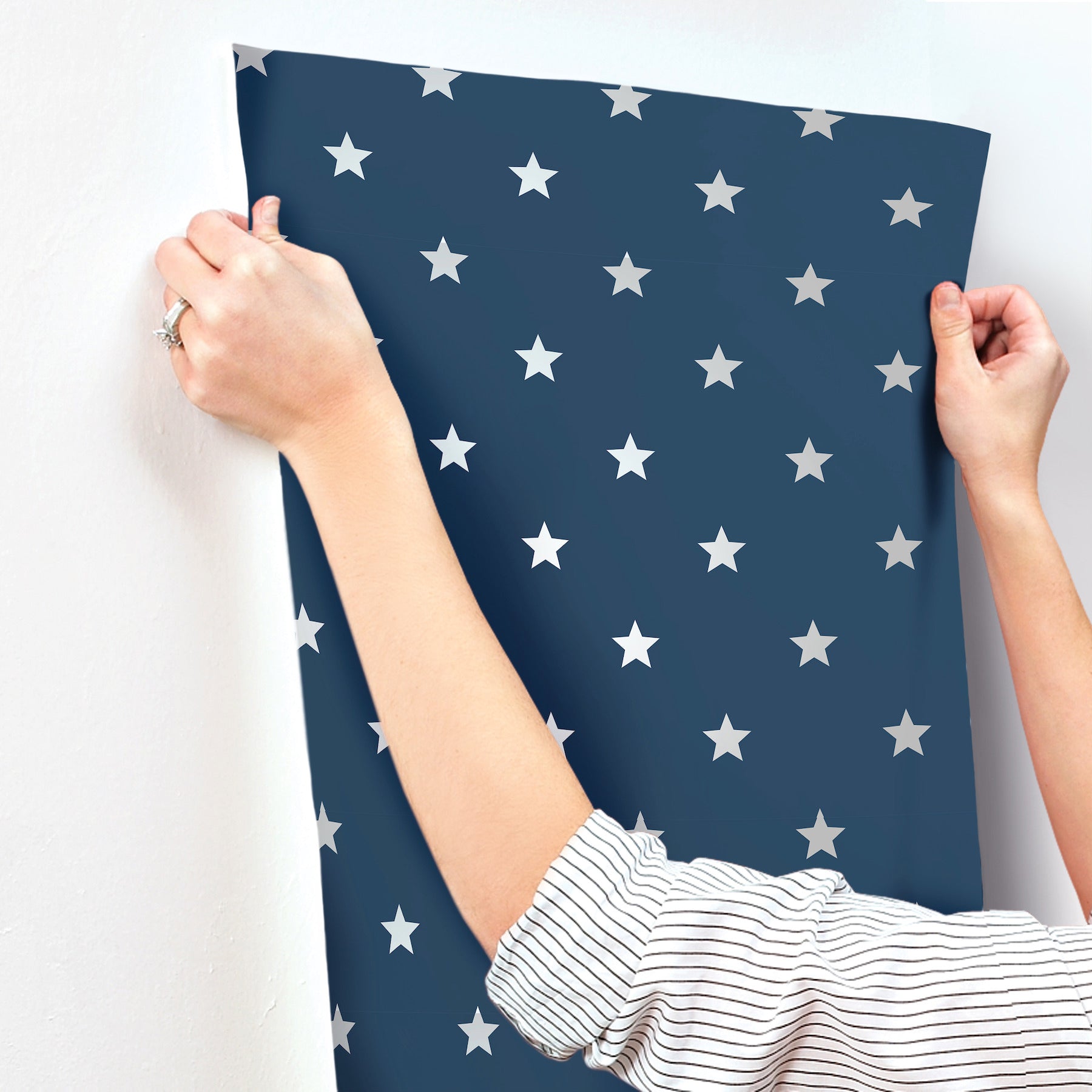starry-motif-dark-blue-geometric-wallpaper-york-wallcoverings-4203-27584 - York Wallcoverings Papel pintado