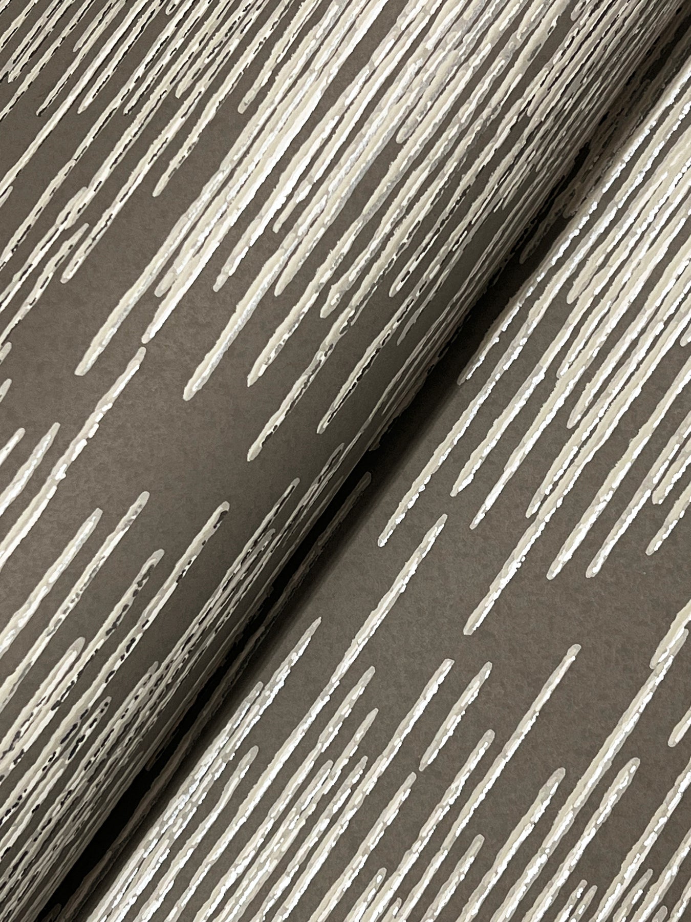 operetta-stone-metallic-columns-wallpaper-york-wallcoverings-vr1505