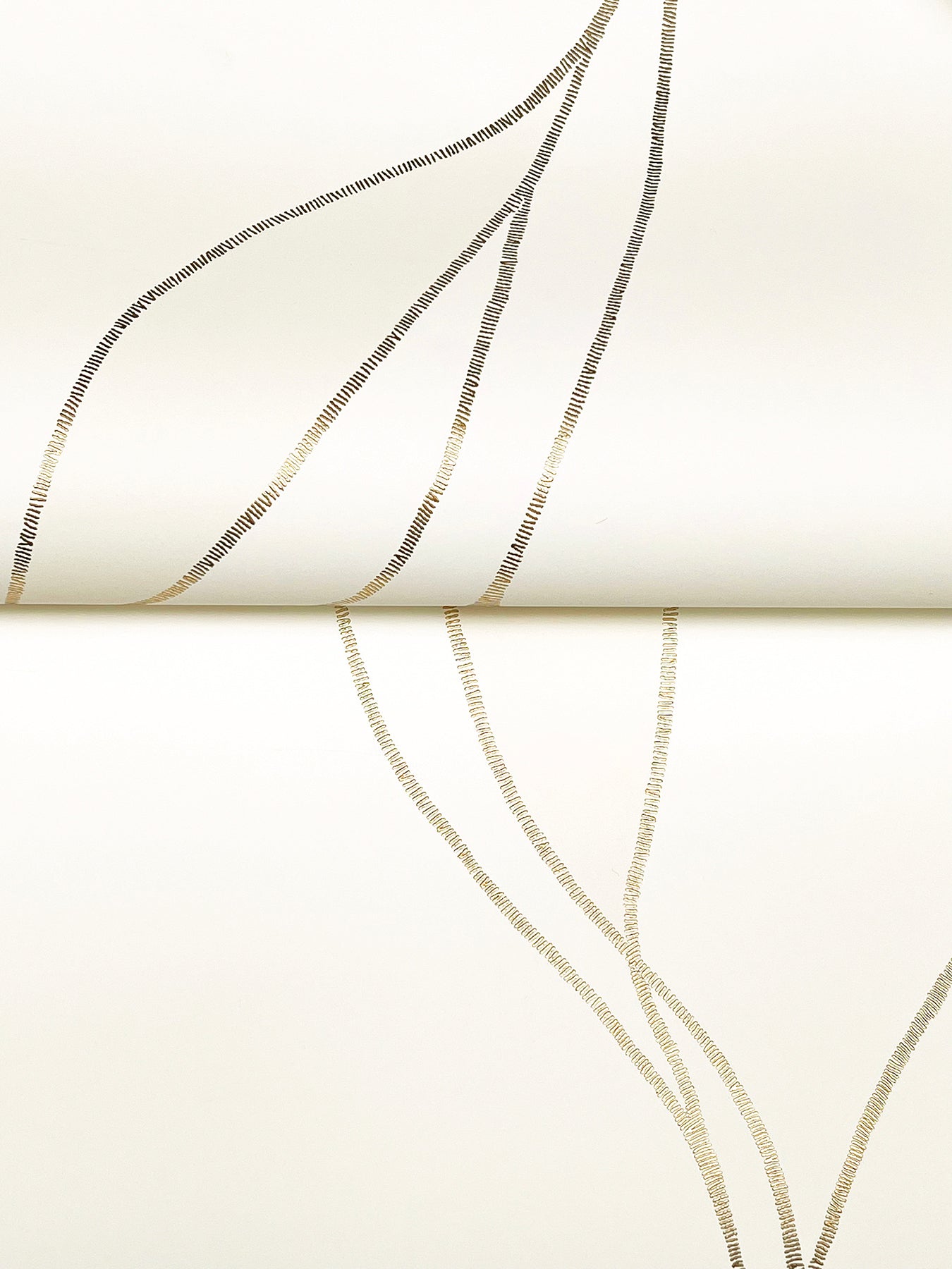 society-hill-white-abstract-leaf-wallpaper-york-wallcoverings-vr1546