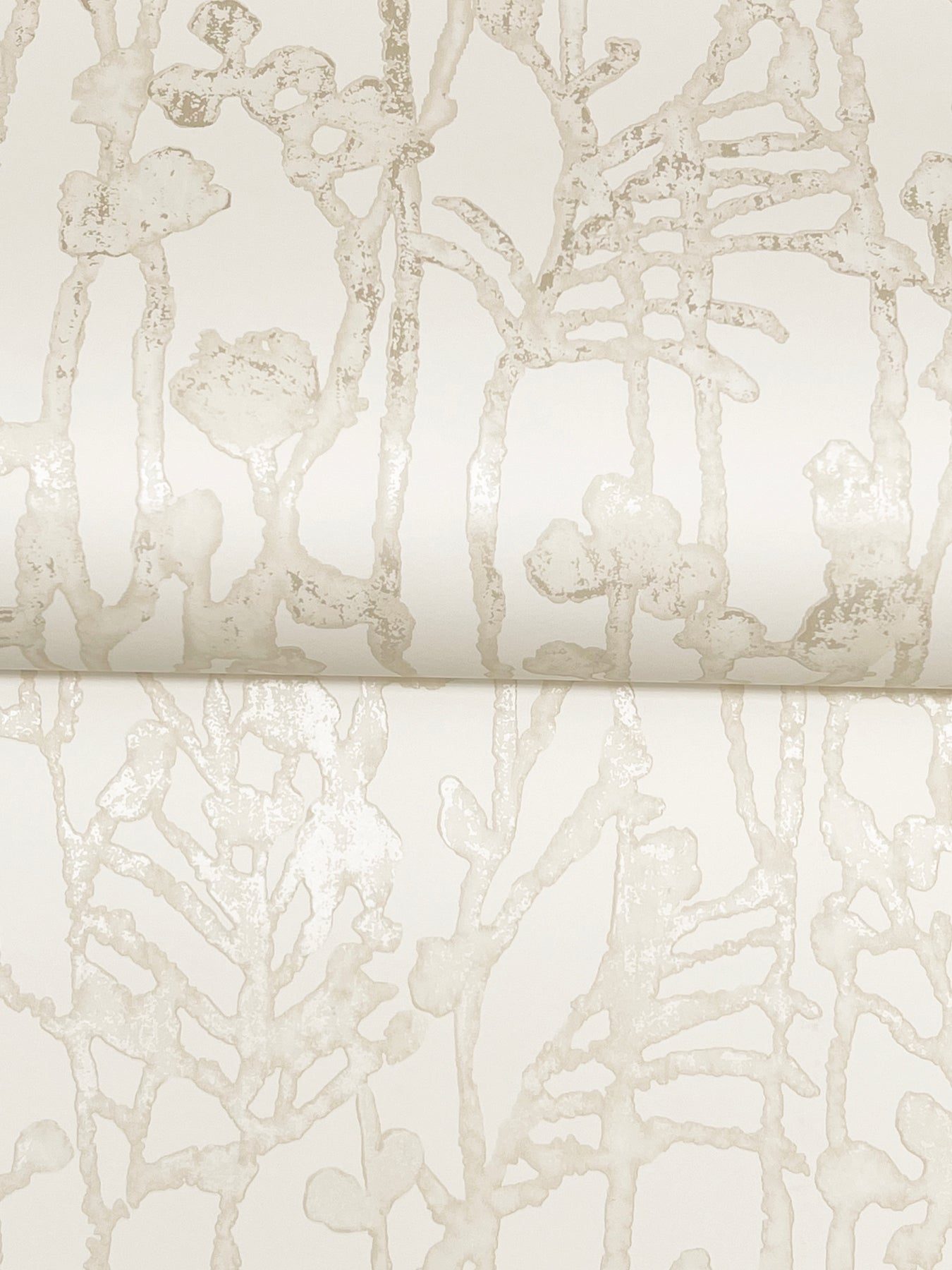 filigree-beige-abstract-wallpaper-york-wallcoverings-vr1559