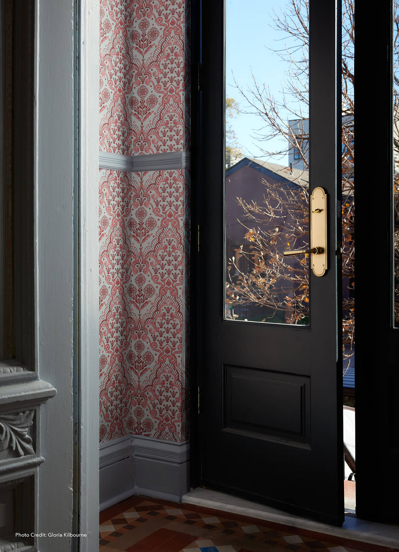 brownstone-blooms-brick-and-sky-peel-and-stick-wallpaper-york-wallcoverings-bbs6550 - York Wallcoverings Wallpaper