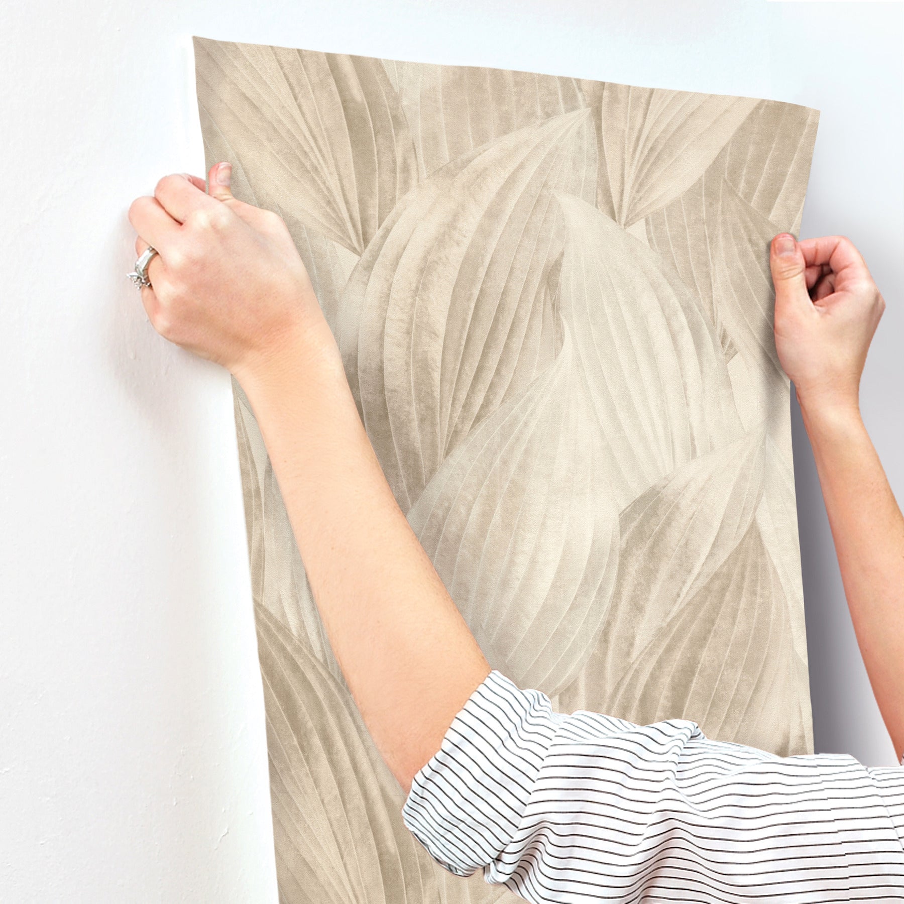 melora-beige-leaf-wallpaper-york-wallcoverings-4202-571554