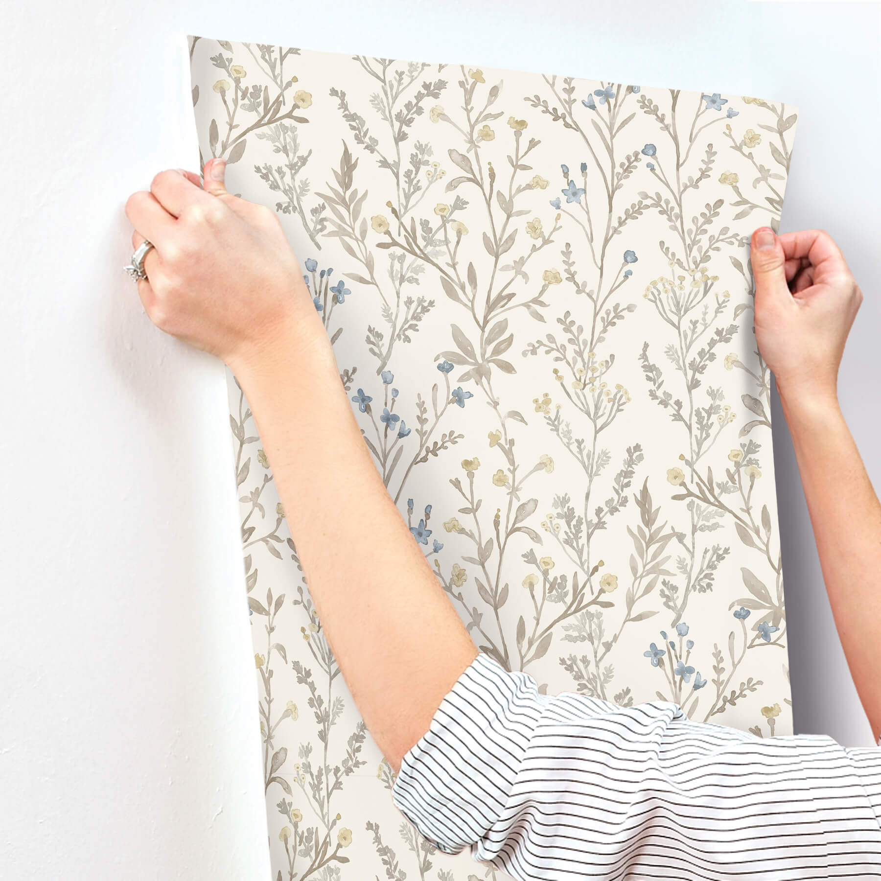 laverne-neutral-wildflowers-wallpaper-york-wallcoverings-4191-83017 - York Wallcoverings Wallpaper