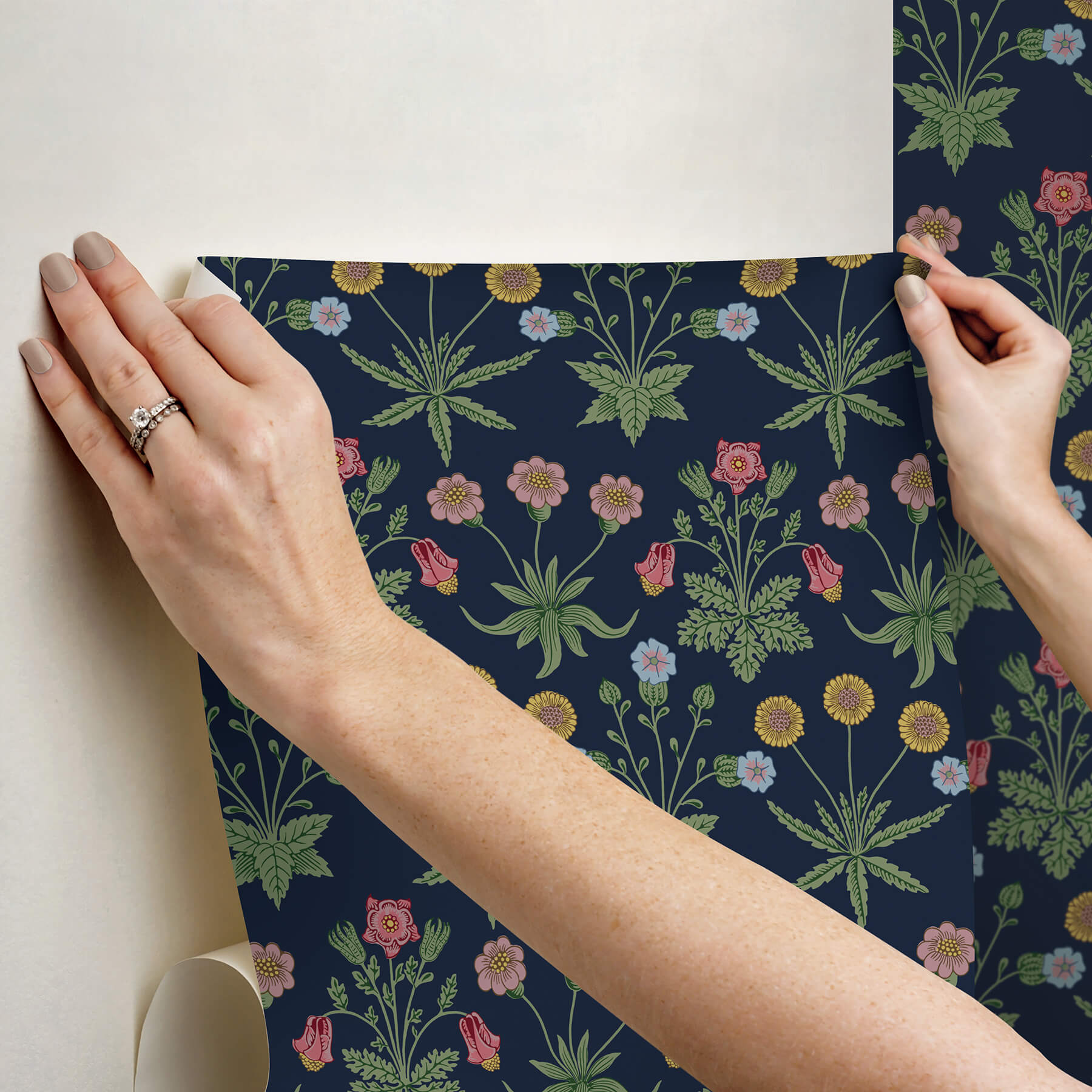daisy-indigo-peel-and-stick-wallpaper-york-wallcoverings-mcs6597 - York Wallcoverings Wallpaper