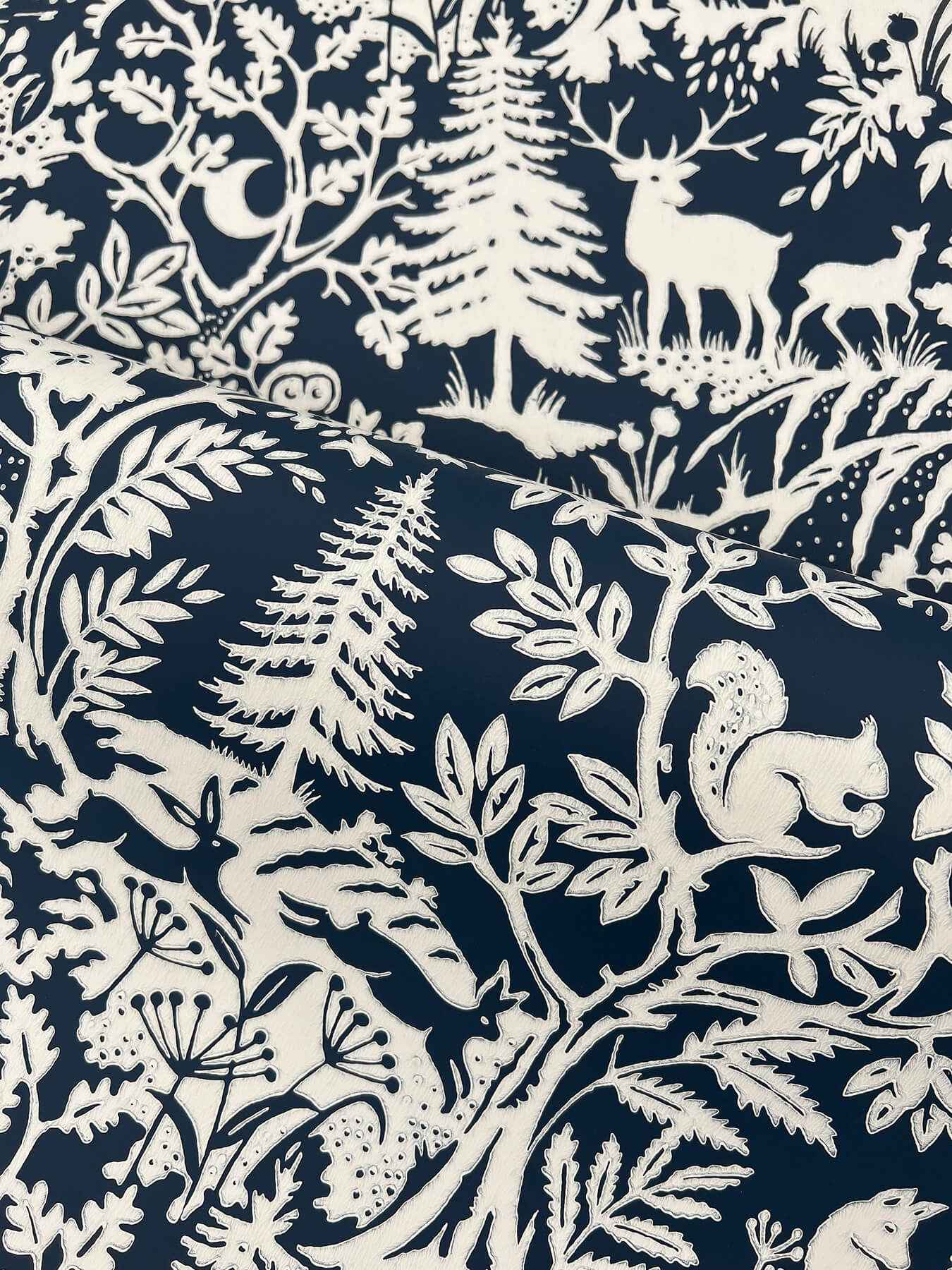 Alrick Navy Forest Venture Wallpaper - York Wallcoverings - 3125-72324
