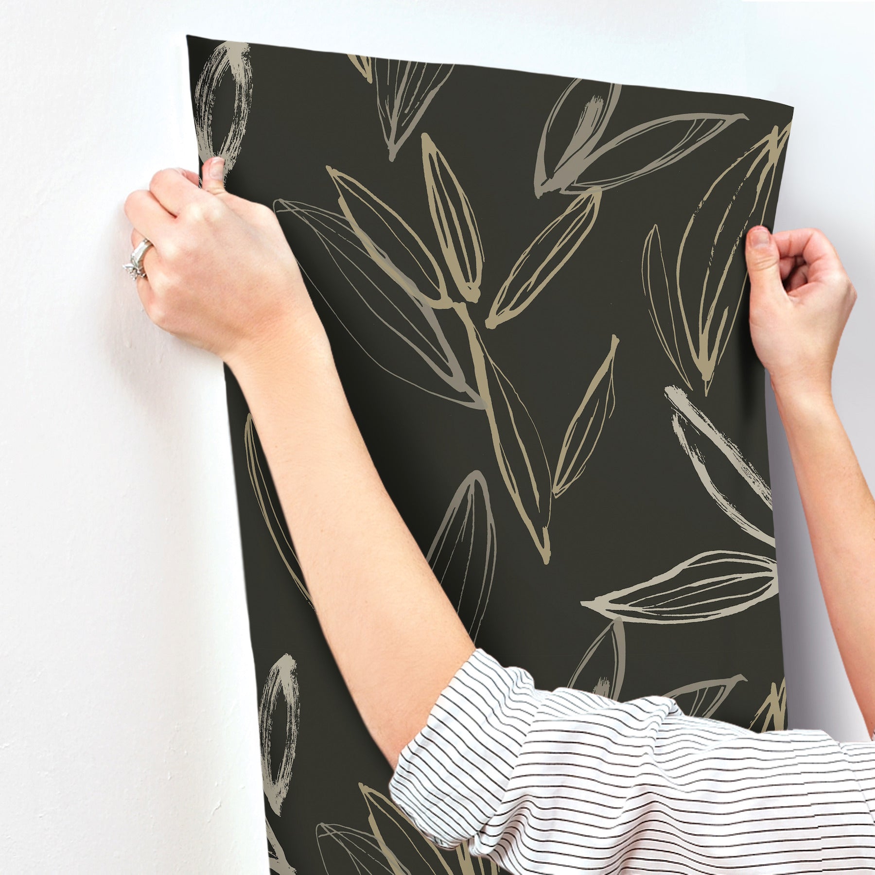 kenia-black-leaf-toss-wallpaper-york-wallcoverings-4197-27860 - York Wallpaper Wallpaper