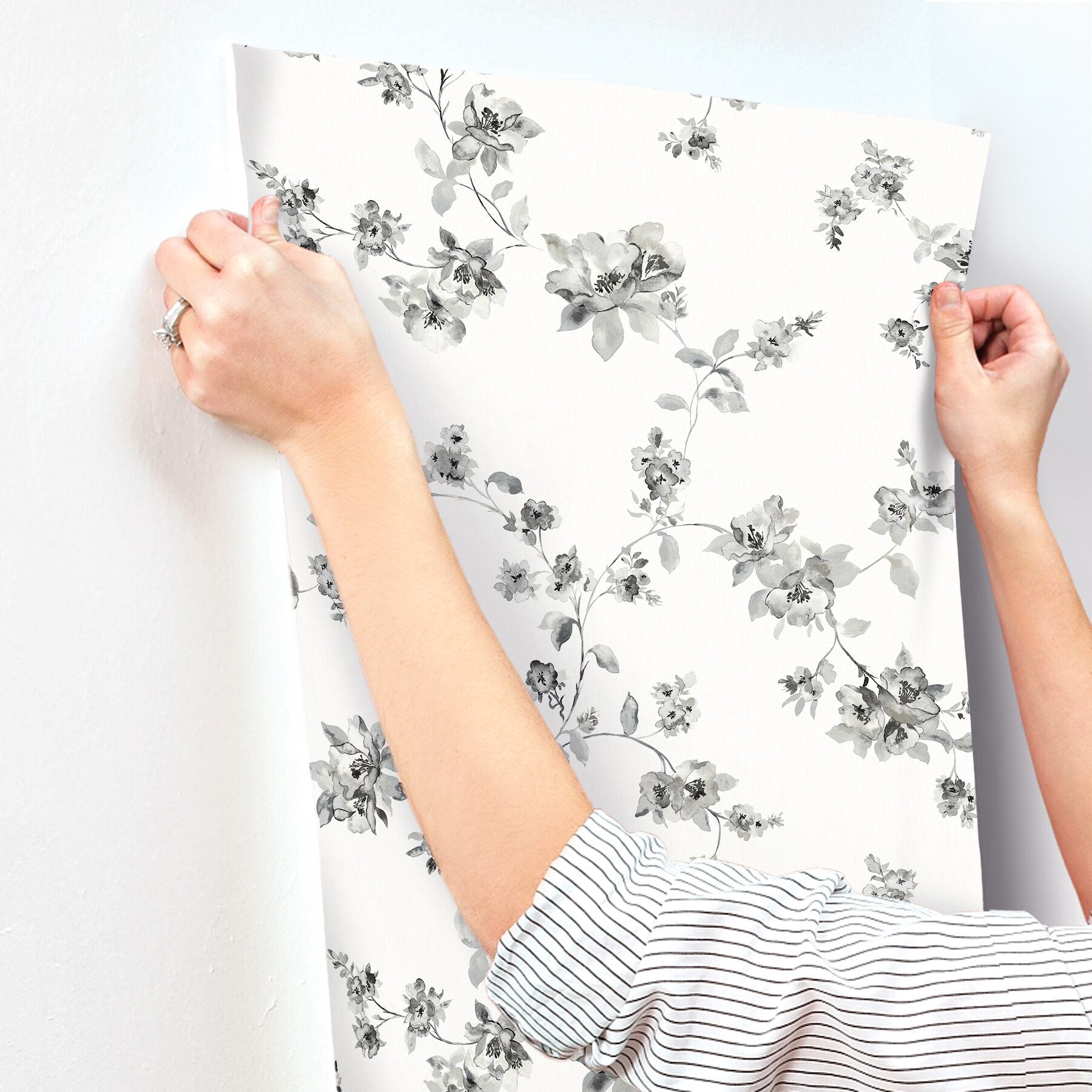 festival-floral-charcoal-trailing-wallpaper-york-wallcoverings-4199-24482 - York Wallcoverings Wallpaper