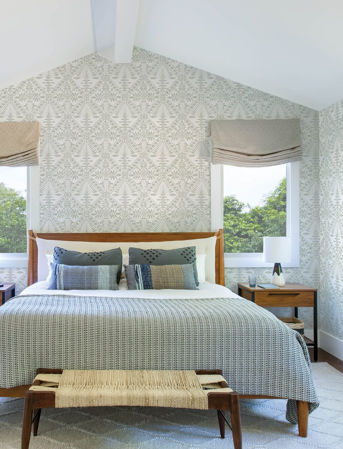 emmarie-green-geometric-wallpaper-york-wallcoverings-4199-27775 - York Wallcoverings Wallpaper