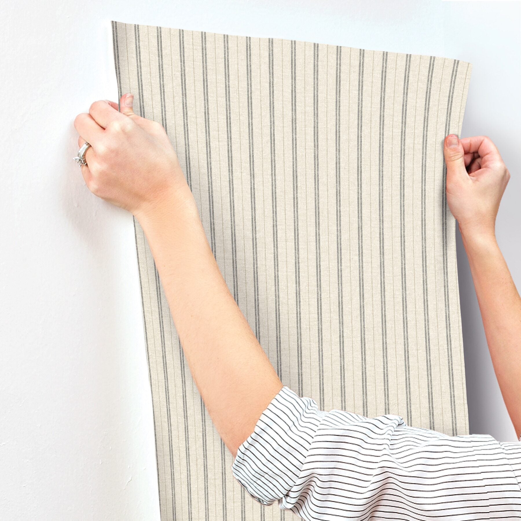harville-black-double-stripe-wallpaper-york-wallcoverings-4199-83429 - York Wallcoverings Wallpaper