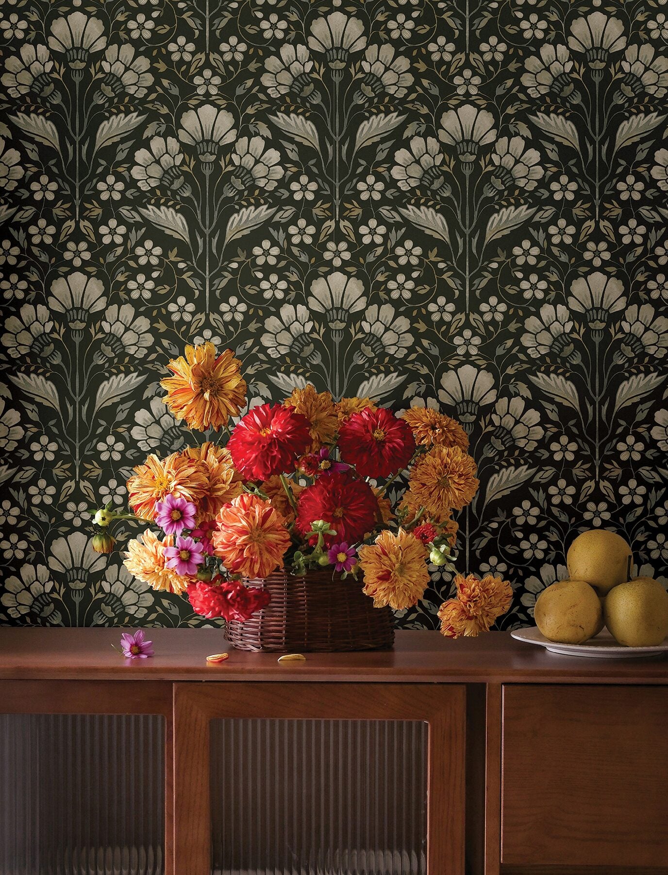 edith-black-floral-damask-wallpaper-york-wallcoverings-4199-83703 - York Wallcoverings Wallpaper