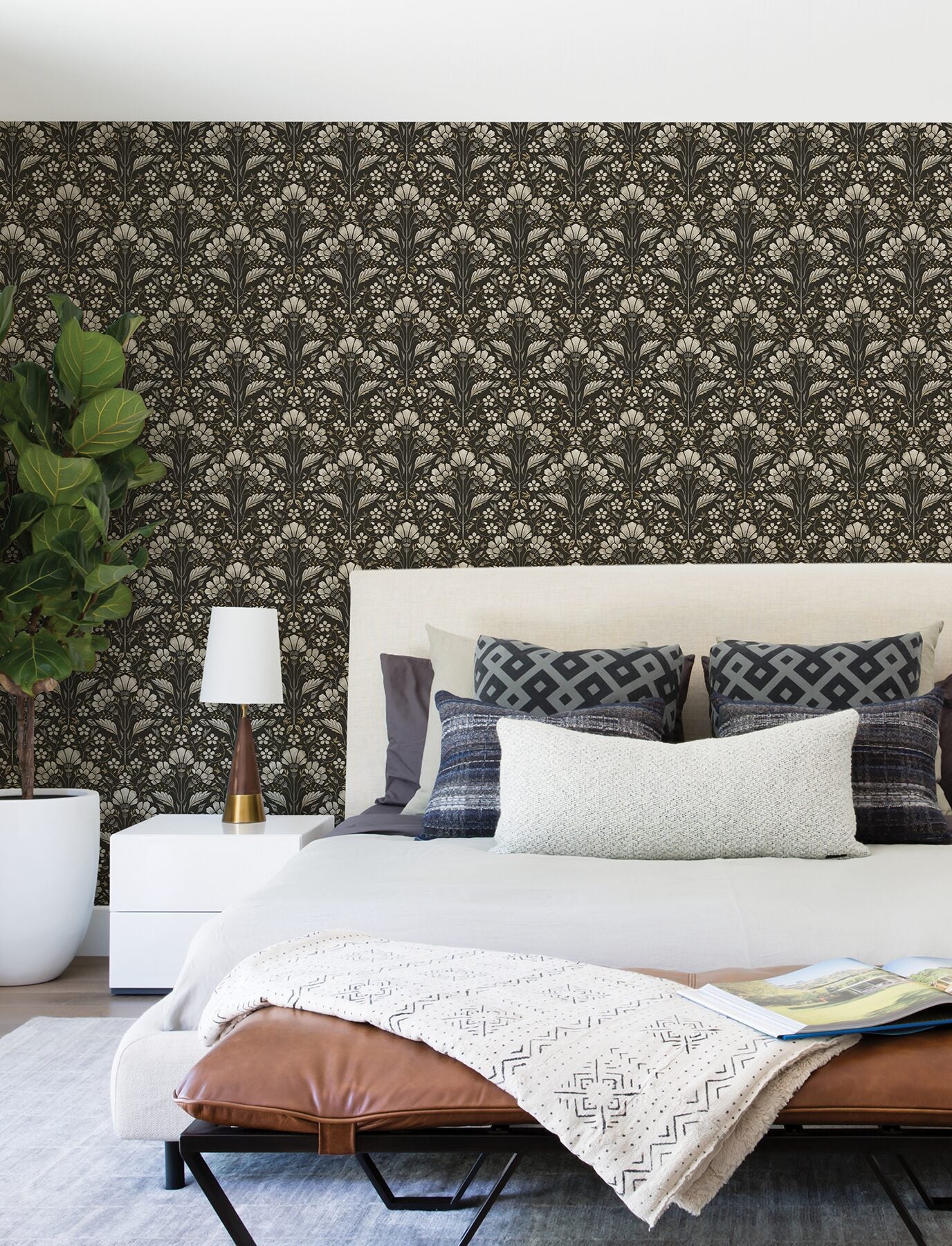 edith-black-floral-damask-wallpaper-york-wallcoverings-4199-83703 - York Wallcoverings Wallpaper