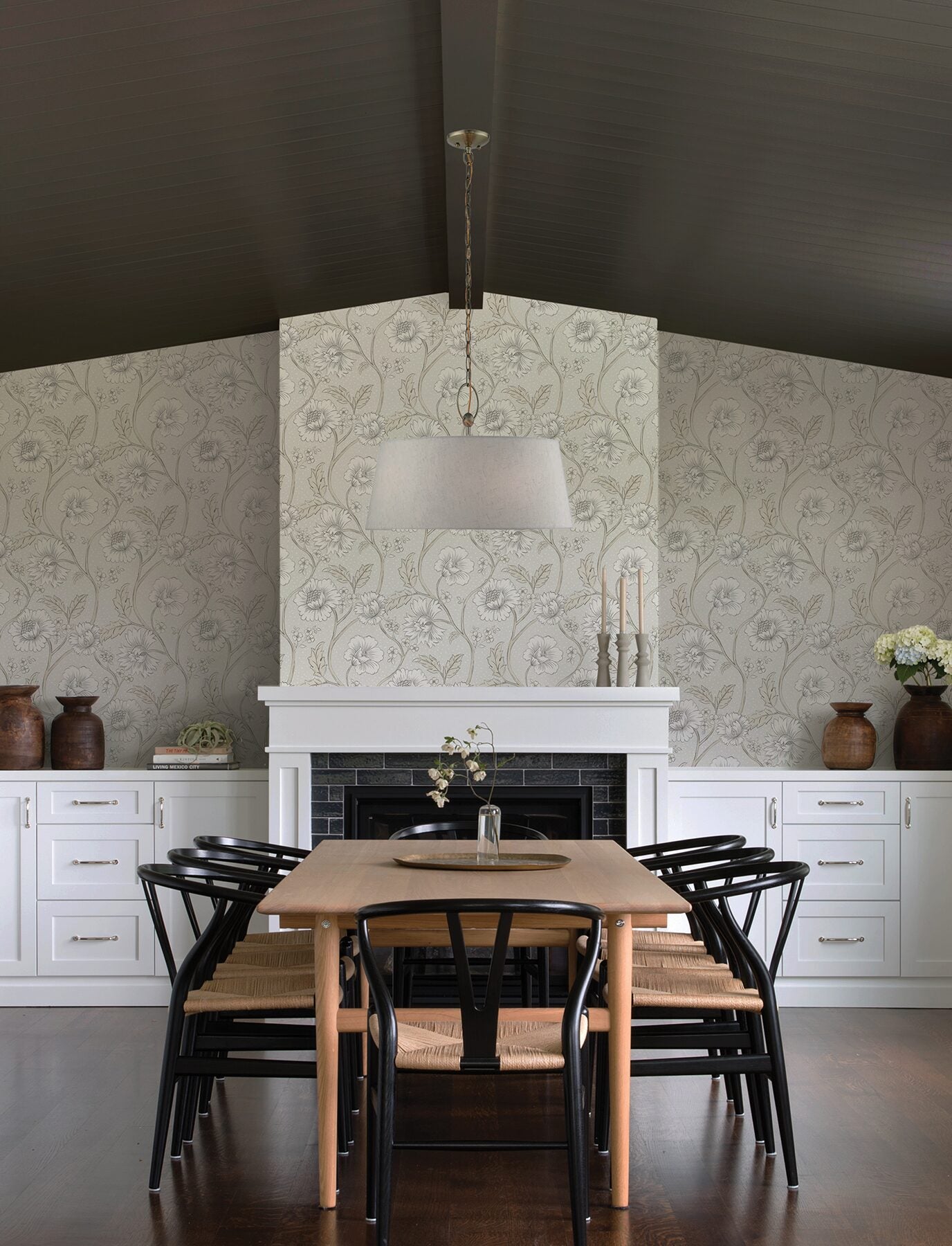 hazel-grey-floral-trail-wallpaper-york-wallcoverings-4199-83711 - York Wallcoverings Wallpaper