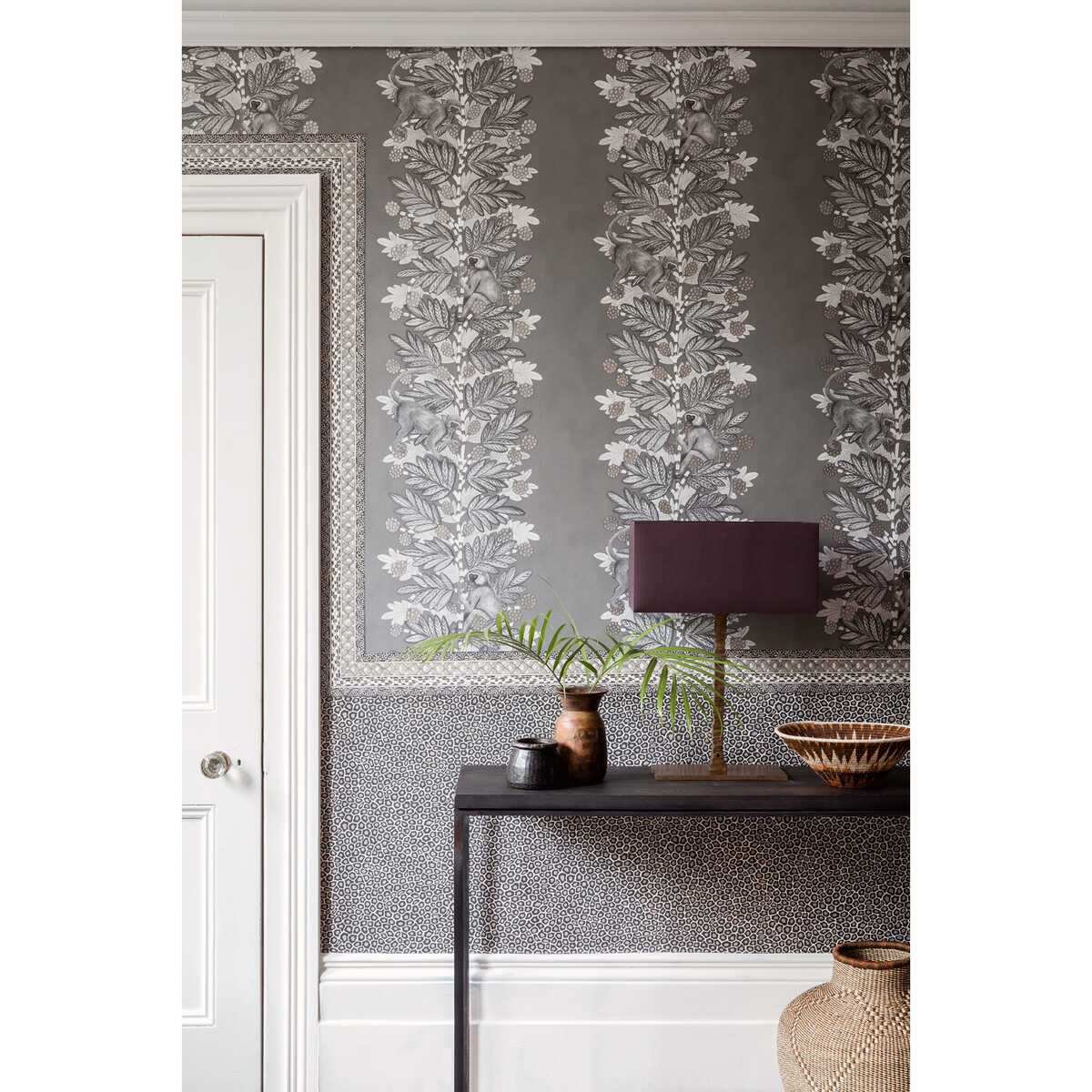 Acacia - Charcoal & Silver - COLE & SON Wallpaper
