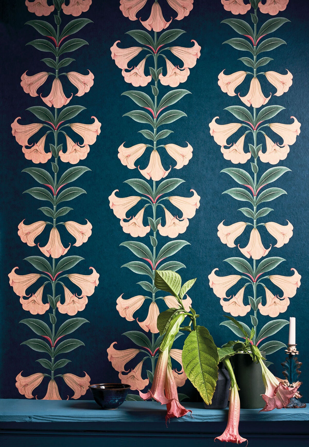 Angels Trumpet - Coral & Viridian On Ink - Cole & Son Wallpaper