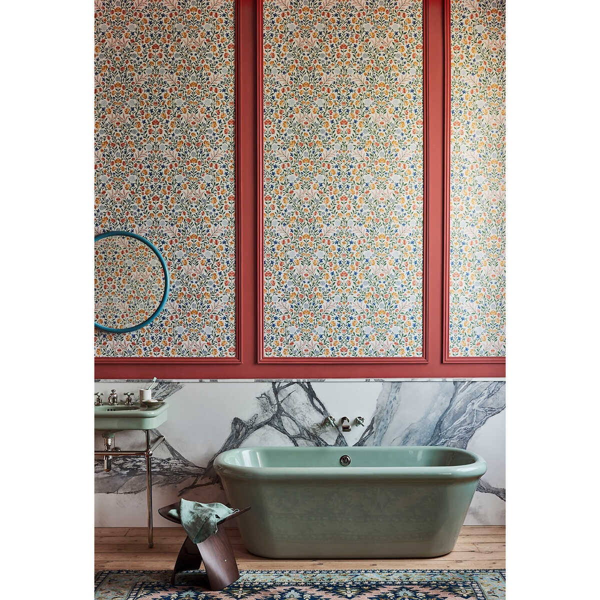 Court Embroidery - Coral - COLE & SON Wallpaper
