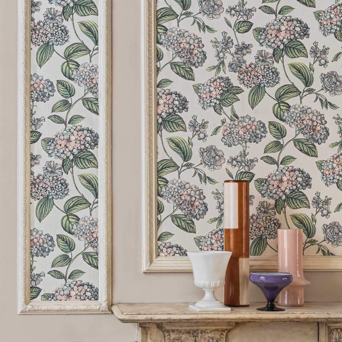 Ramo Di Ortensia - Stone - COLE & SON Papel pintado