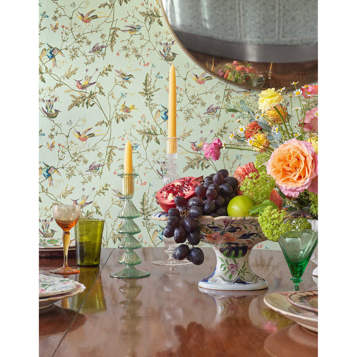 Hummingbirds - Spa/Multi - COLE & SON Wallpaper