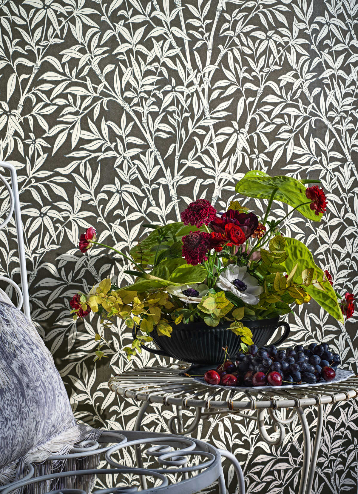 Bamboo Forest - Snow On Soot - COLE & SON Wallpaper