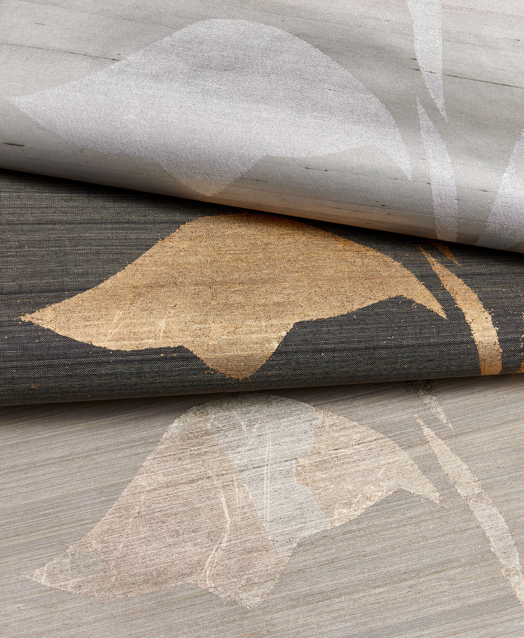 GILDED-GARDEN-SILVER-ON-STAR-DUST-SILK-PHILLIP-JEFFRIES-9373 - Phillip Jeffries Wallpaper Wallcovering